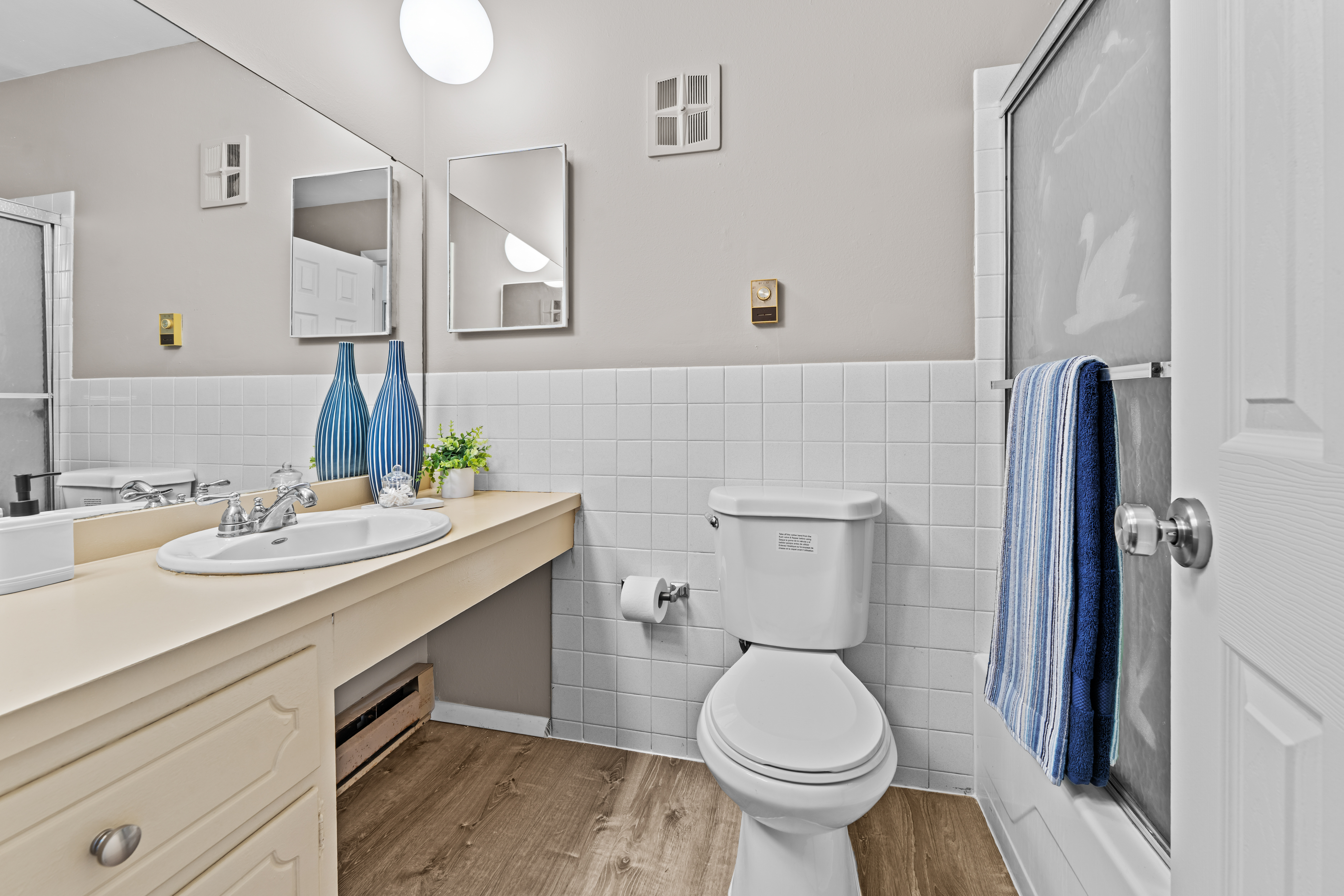  Move-In Ready Ground-Floor Condo in Mehlville School District - 物件實景