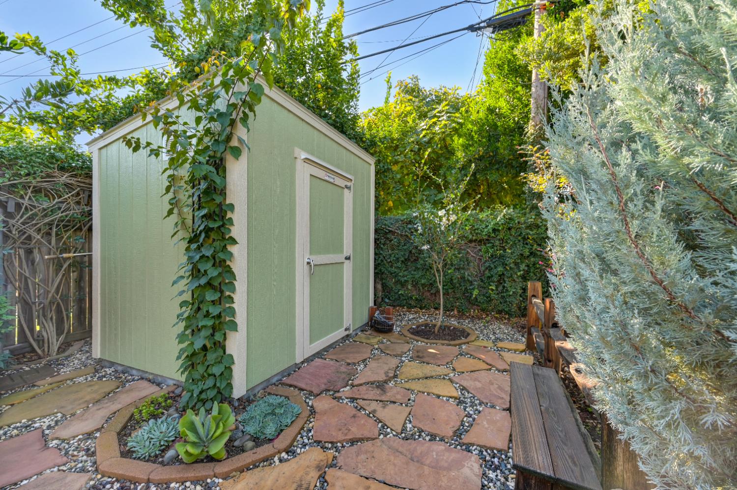 Sacramento, California, 95819, United States, 3 Bedrooms Bedrooms, ,2 BathroomsBathrooms,Residential,For Sale,1987598