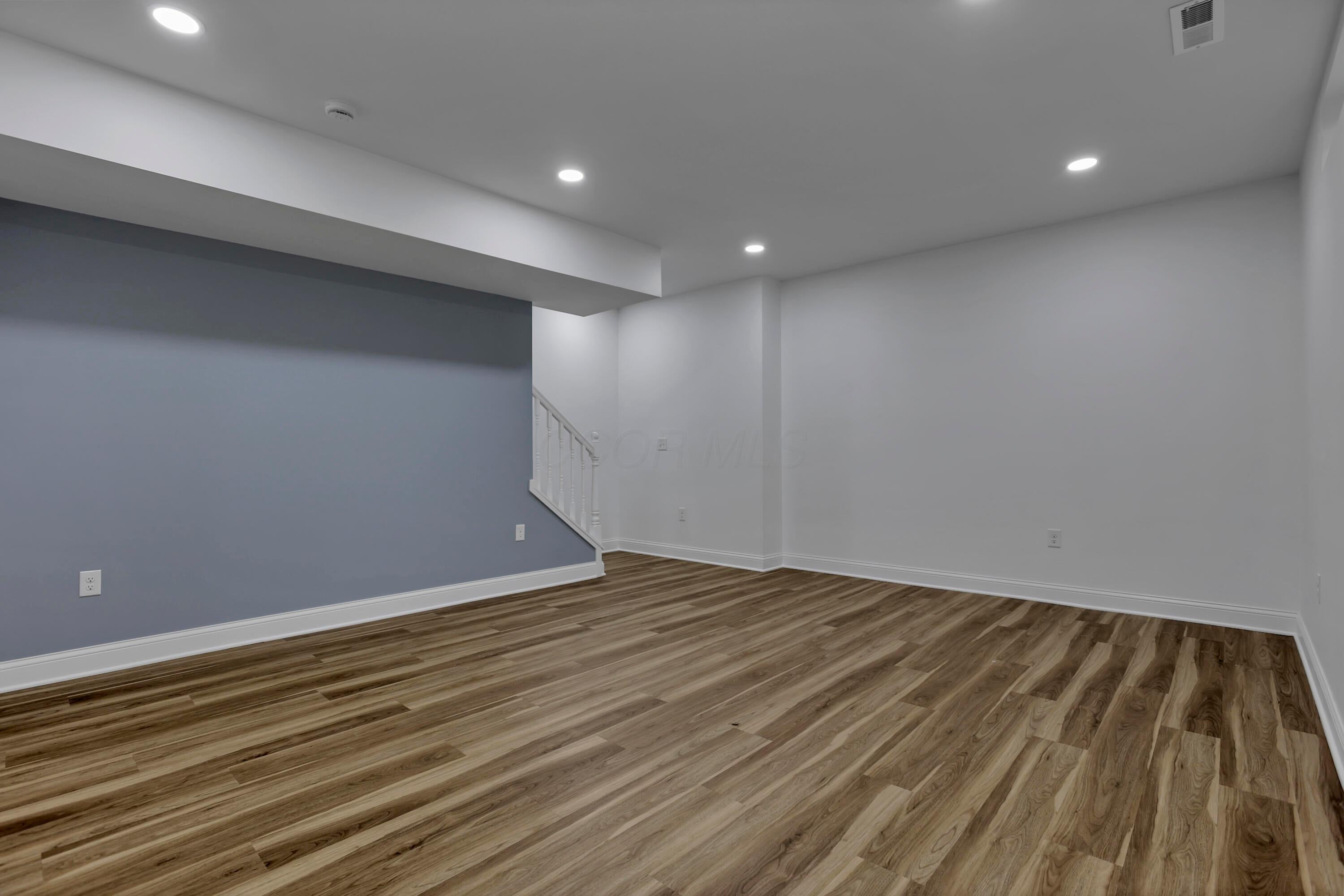 Columbus, Ohio, 43203, United States, 4 Bedrooms Bedrooms, ,4 BathroomsBathrooms,Residential,For Sale,2048035