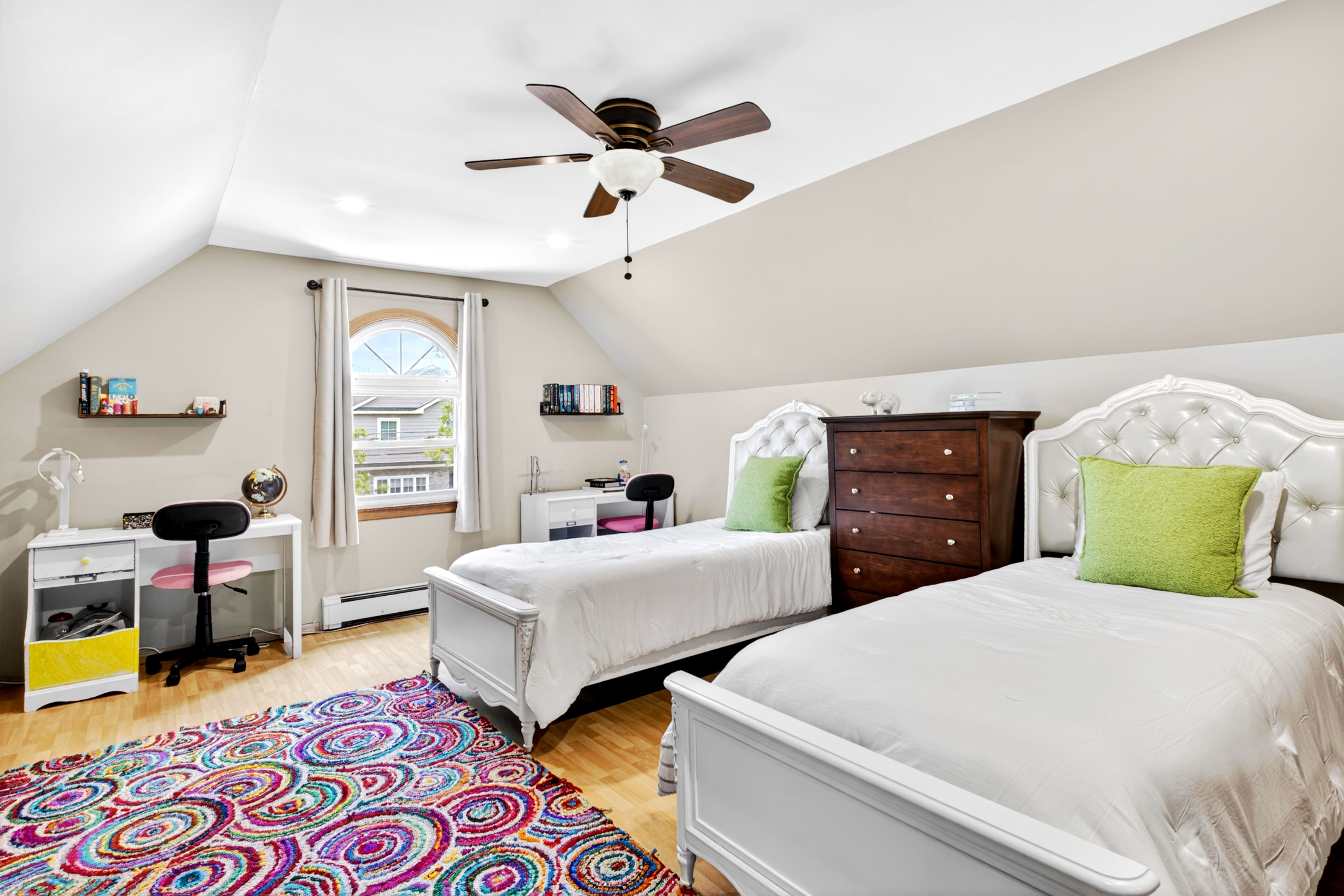  1507 Lowell Avenue, New Hyde Park, NY, 11040 - 物件實景