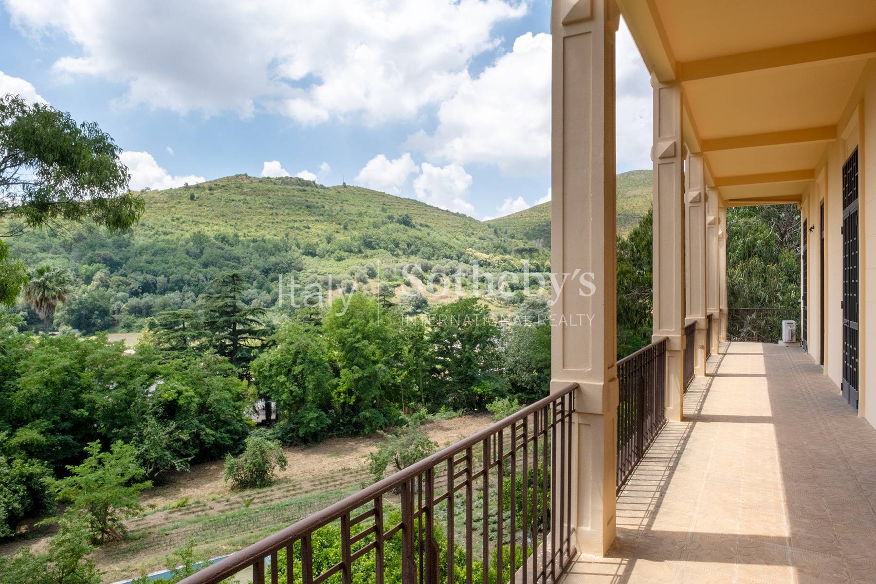  Elegant Liberty villa at Belvedere di San Leucio - 物件實景