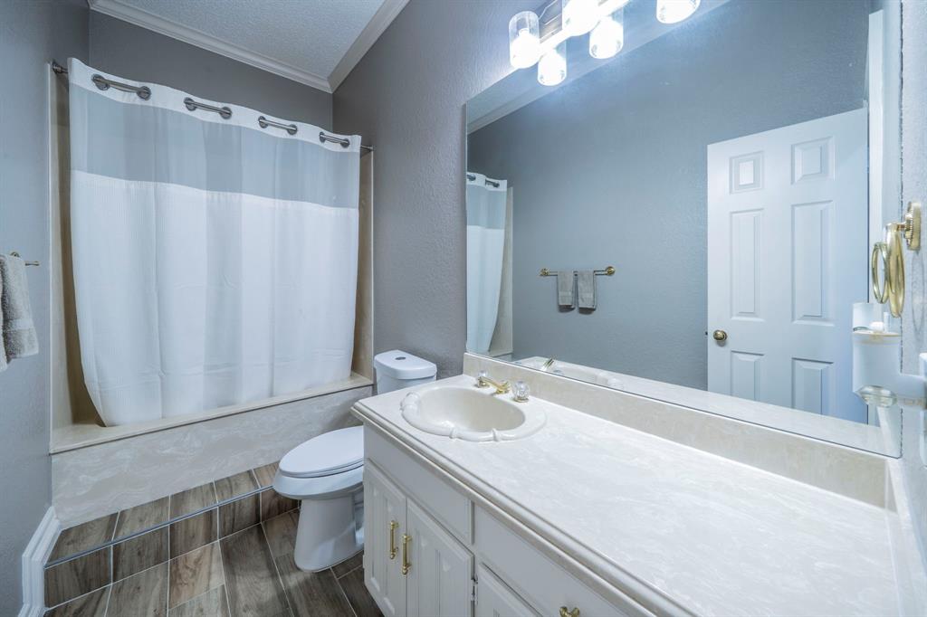 Arlington, Texas, 76013, United States, 4 Bedrooms Bedrooms, ,4 BathroomsBathrooms,Residential,For Sale,1978086