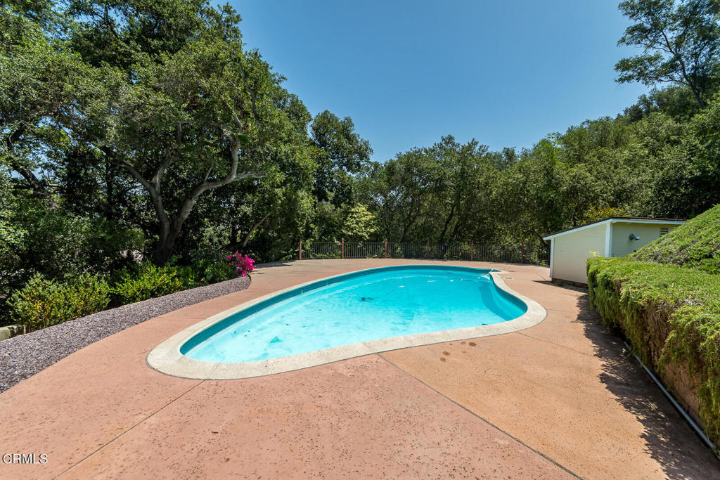 La Canada Flintridge, California, 91011, United States, 3 Bedrooms Bedrooms, ,1 BathroomBathrooms,Residential,For Sale,1901874