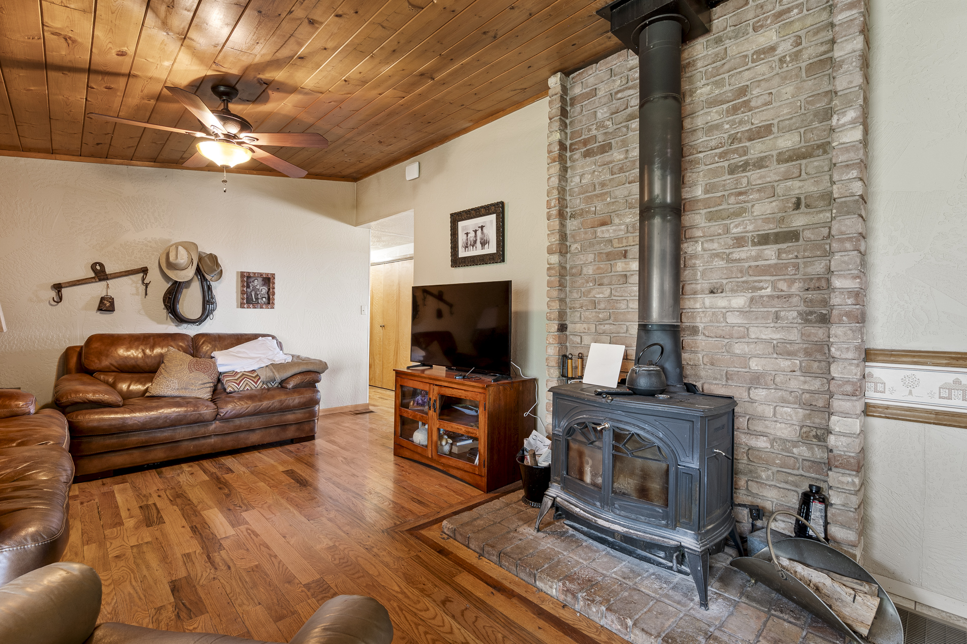 Cedar City, Utah, 84721, United States, 4 Bedrooms Bedrooms, ,2 BathroomsBathrooms,Residential,For Sale,1979997