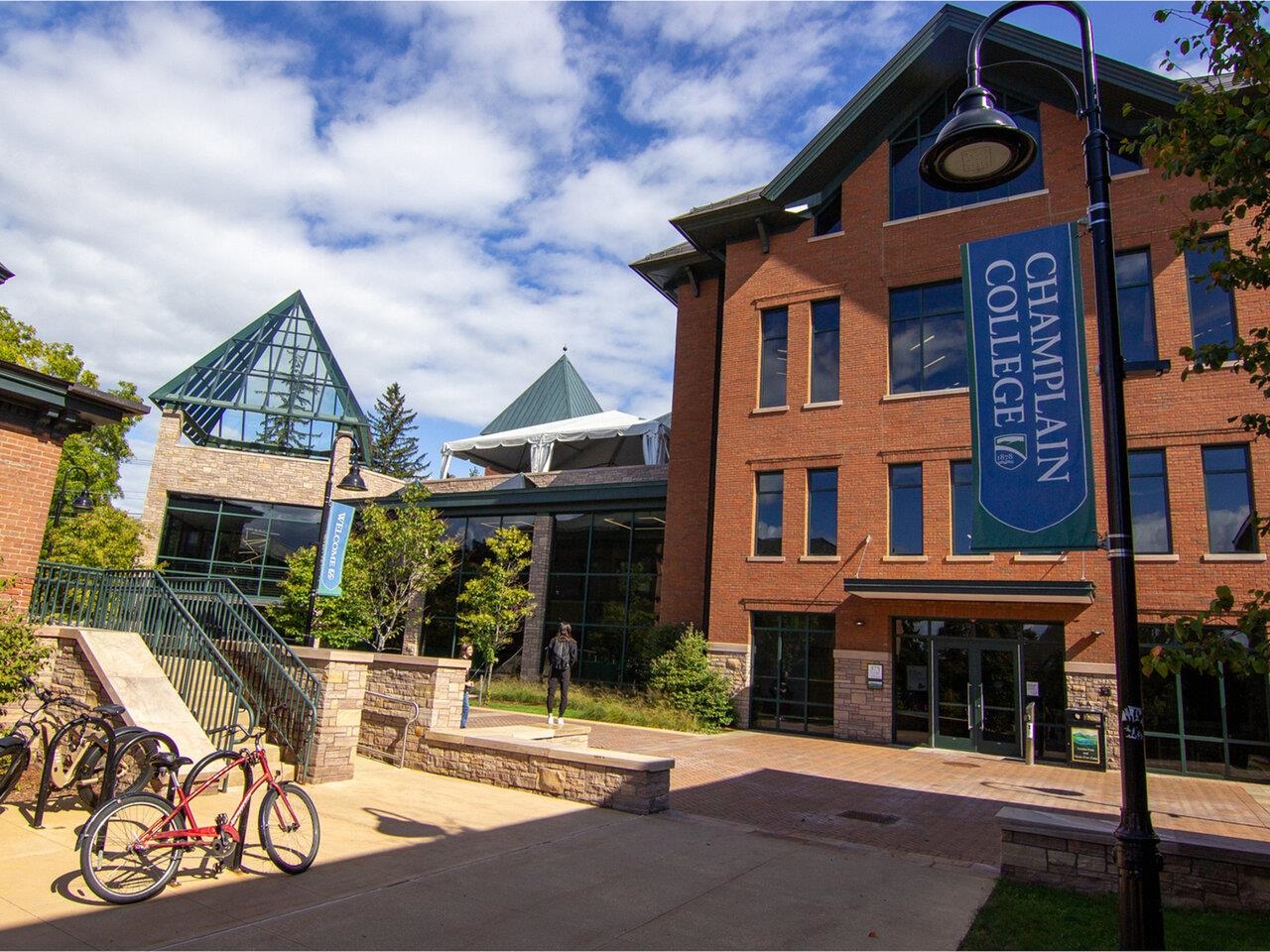 Burlington, Vermont, 05401, United States, ,Residential,For Sale,1939289
