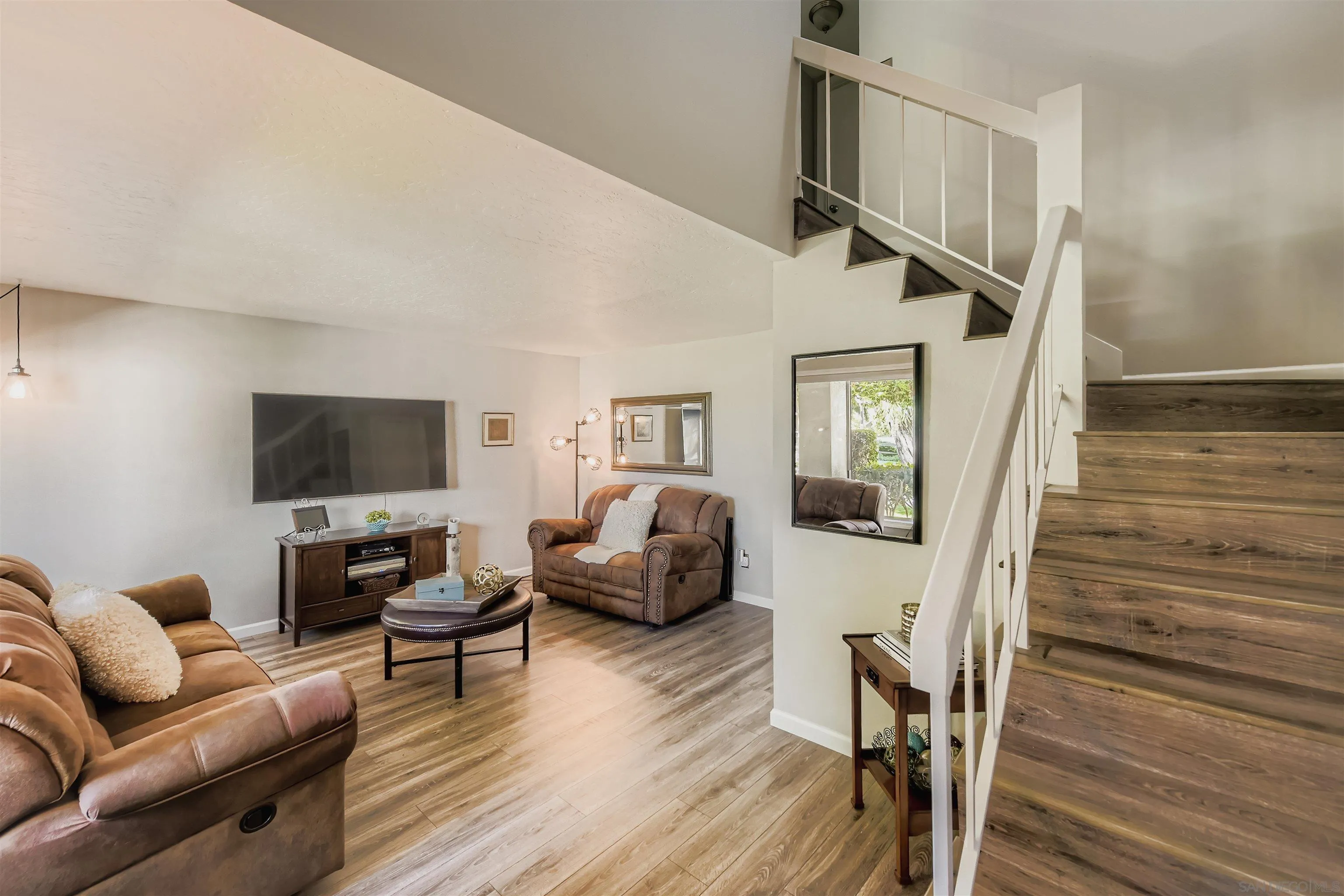 San Diego, California, 92124, United States, 4 Bedrooms Bedrooms, ,3 BathroomsBathrooms,Residential,For Sale,1911364