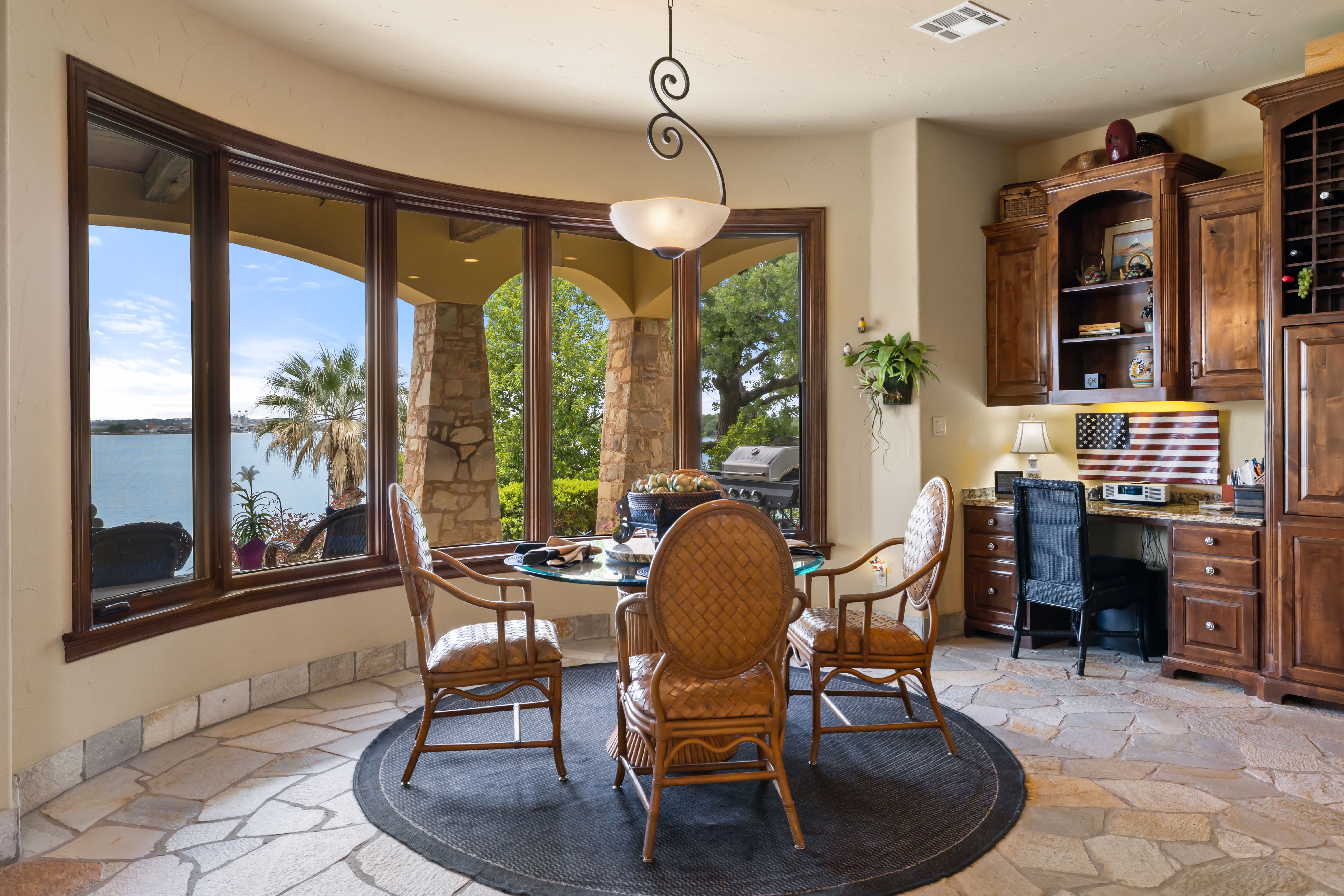  The Ultimate Lake LBJ Retreat - 物件實景