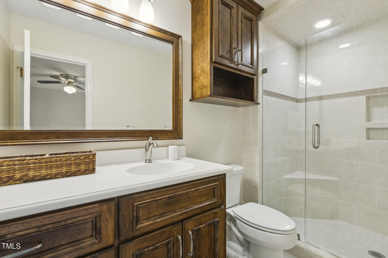 Fuquay Varina, North Carolina, 27526, United States, 3 Bedrooms Bedrooms, ,3 BathroomsBathrooms,Residential,For Sale,1879363