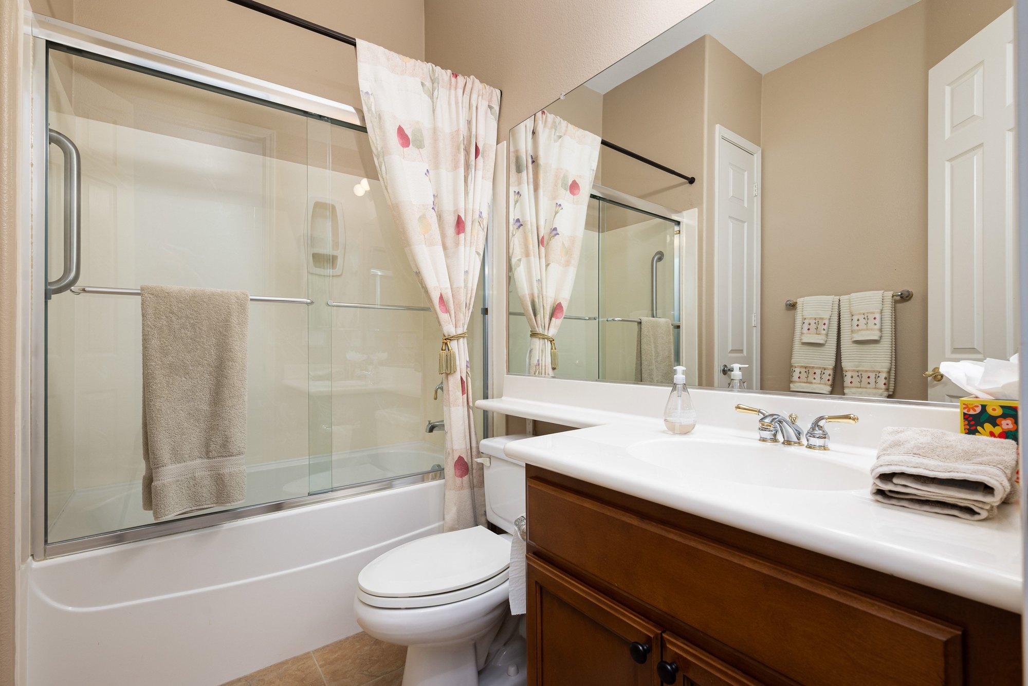  Sunshine, Fairways, Pool, and Mountain Views - 物件實景