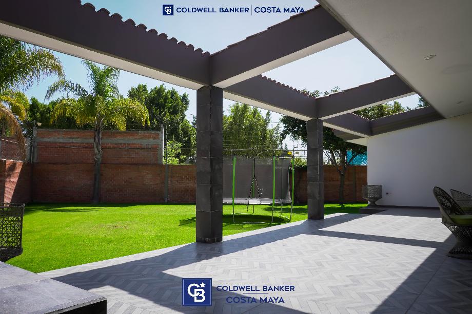 Privada Emiliano Zapata, Puebla, Puebla, 72190, Mexico, 5 Bedrooms Bedrooms, ,7 BathroomsBathrooms,Residential,For Sale,Privada Emiliano Zapata,1625472