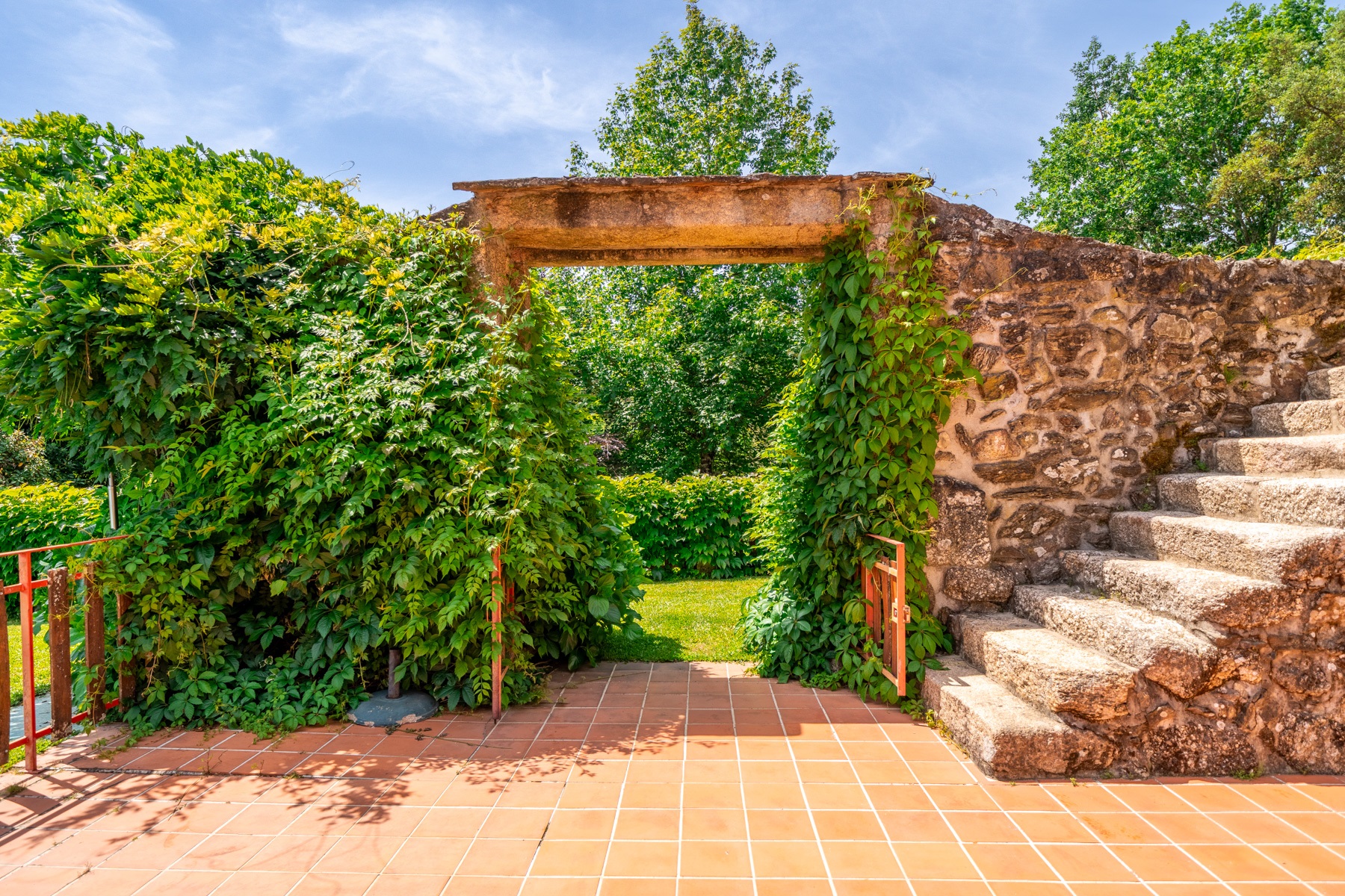  Farm, 8 bedrooms, for Sale - 物件實景