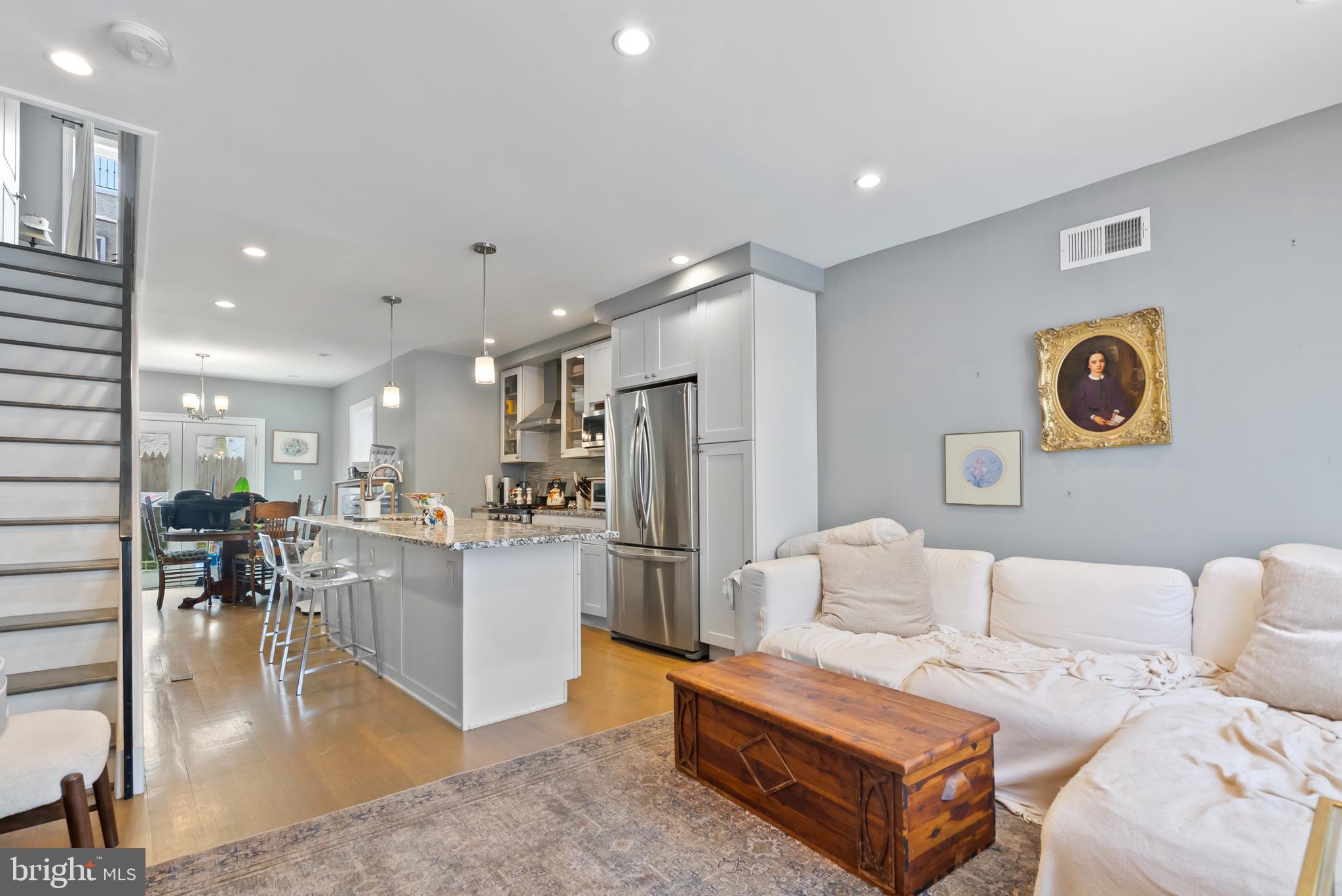 PHILADELPHIA, Pennsylvania, 19146, United States, 3 Bedrooms Bedrooms, ,3 BathroomsBathrooms,Residential,For Sale,1889775