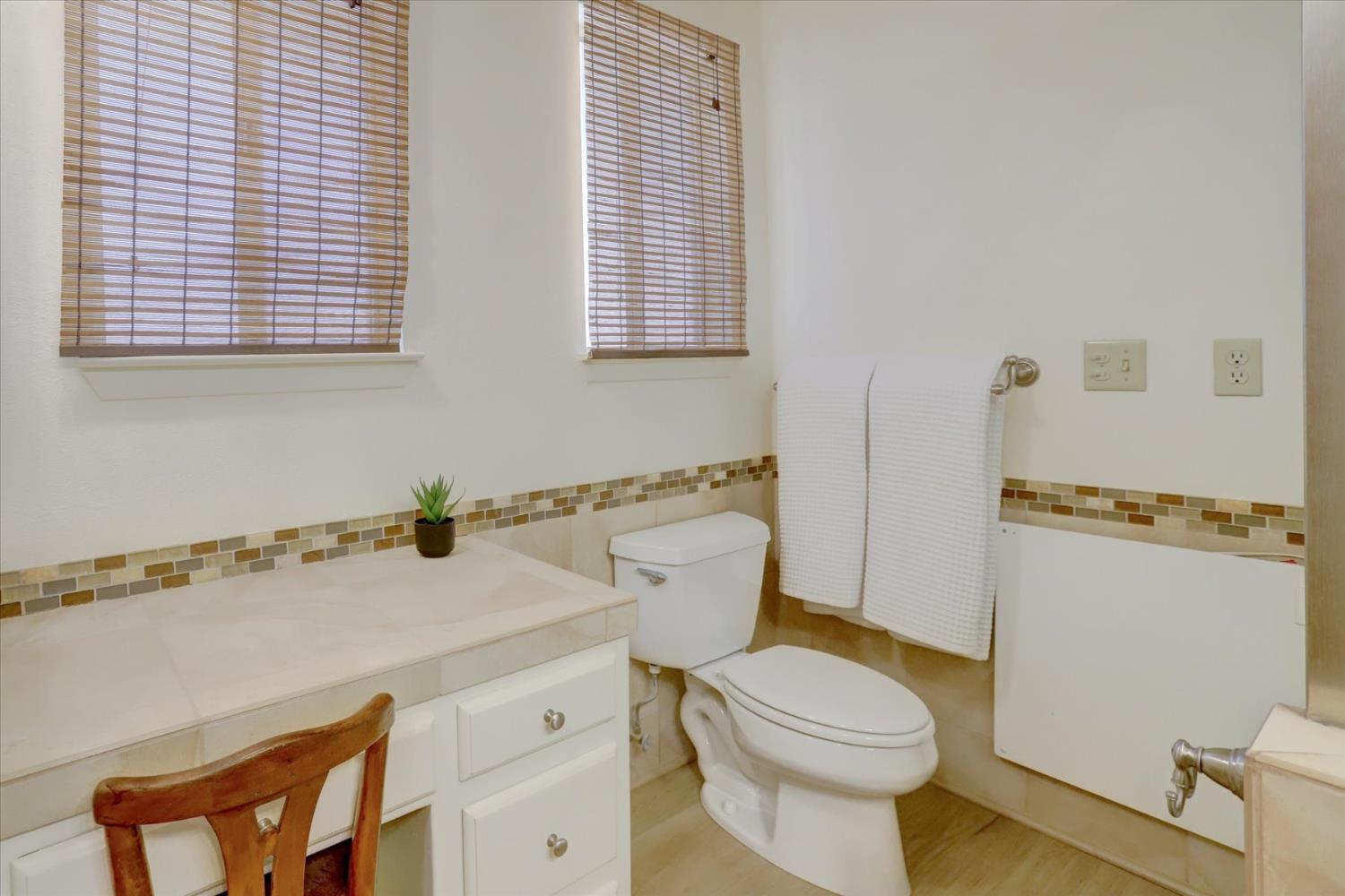 Nevada City, California, 95959, United States, 3 Bedrooms Bedrooms, ,3 BathroomsBathrooms,Residential,For Sale,1858077