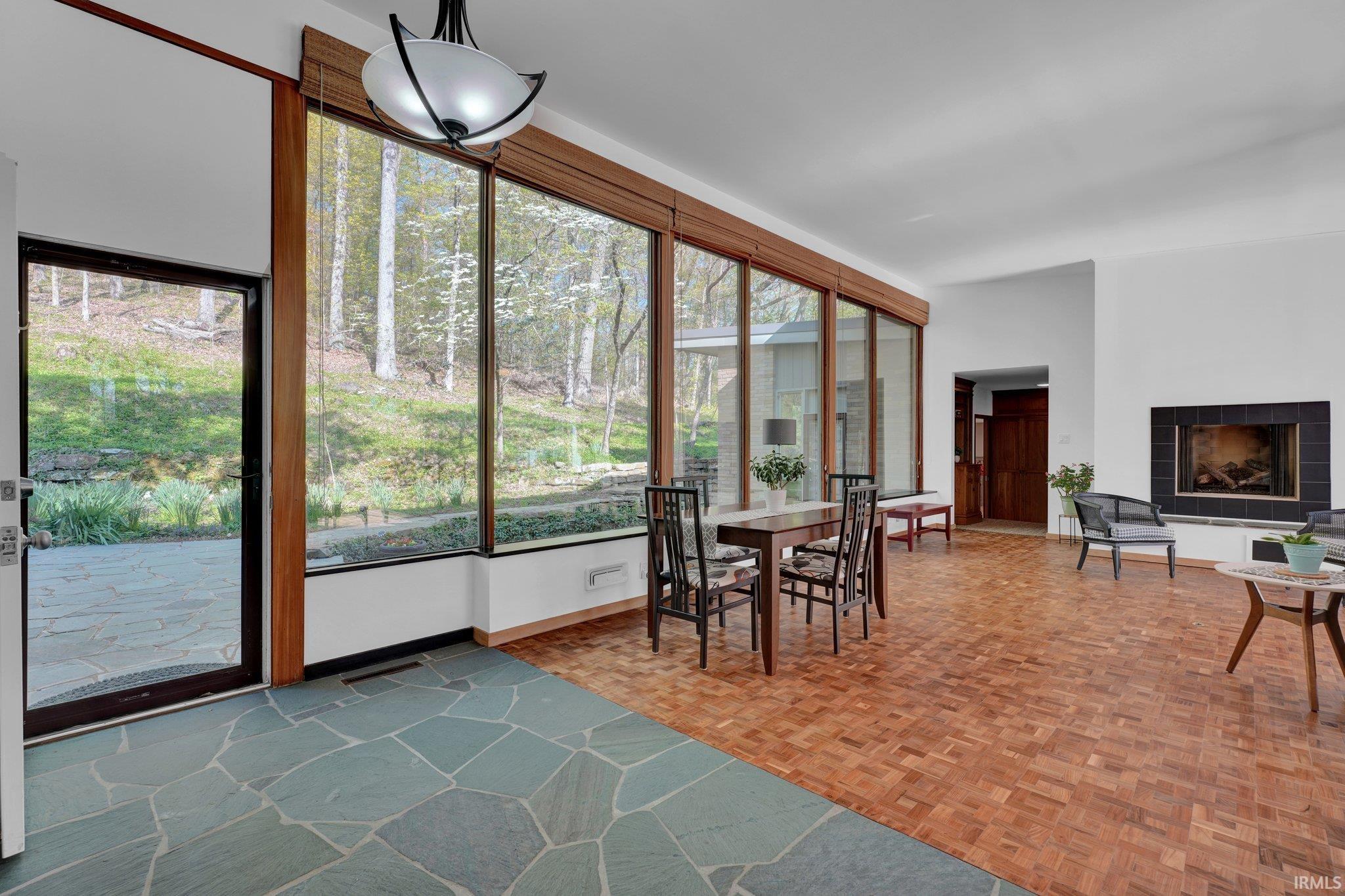 Columbus, Indiana, 47201, United States, 4 Bedrooms Bedrooms, ,4 BathroomsBathrooms,Residential,For Sale,2030856