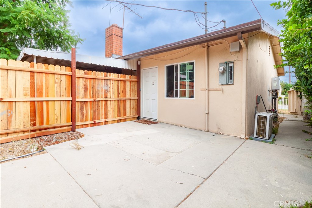 Winnetka, California, 91306, United States, 3 Bedrooms Bedrooms, ,2 BathroomsBathrooms,Residential,For Sale,1983505