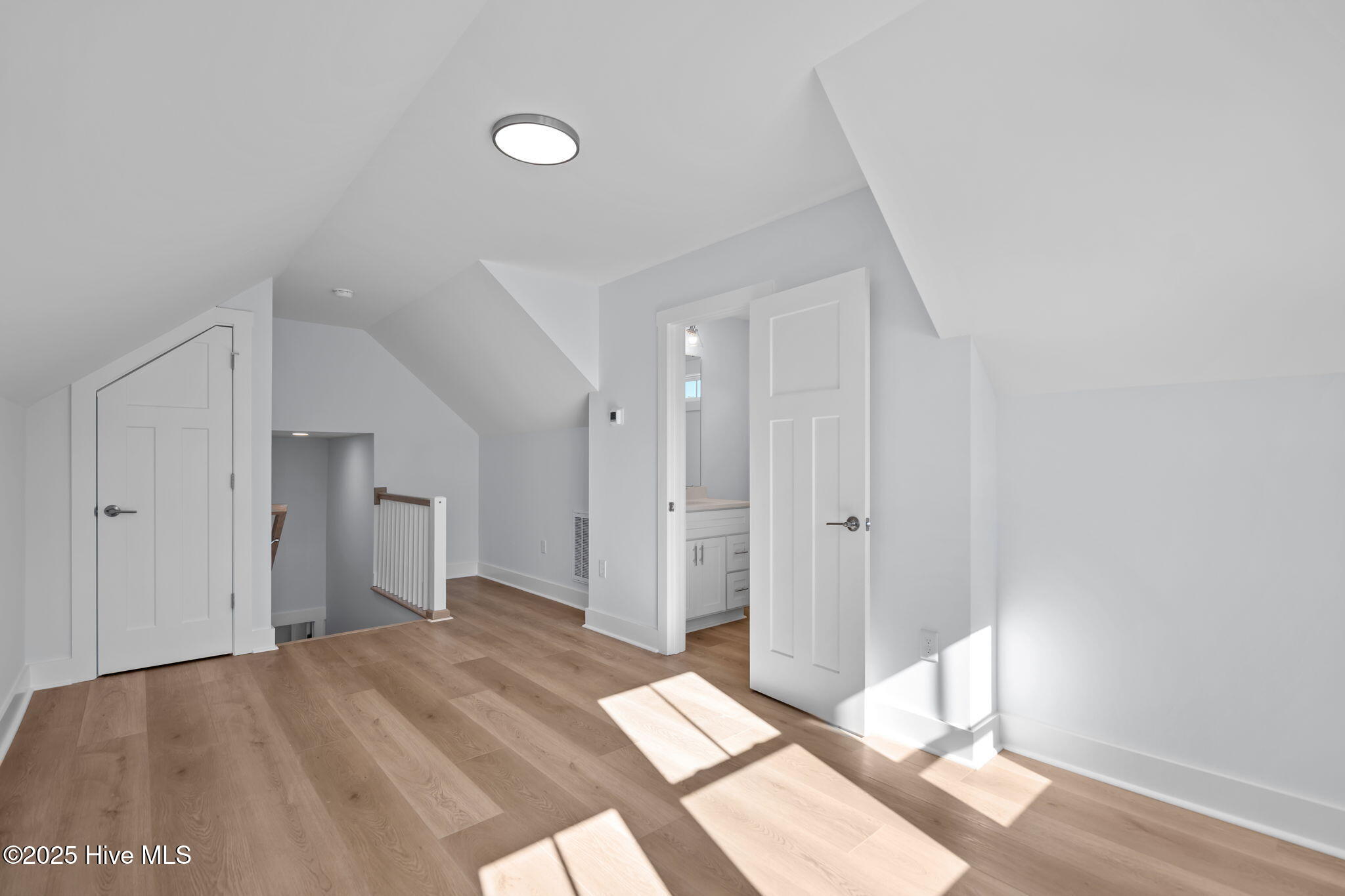 Wilmington, North Carolina, 28412, United States, 4 Bedrooms Bedrooms, ,3 BathroomsBathrooms,Residential,For Sale,1995132