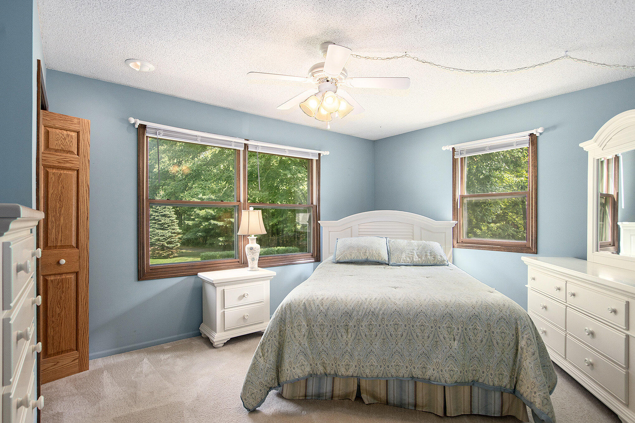 Holland, Michigan, 49424, United States, 3 Bedrooms Bedrooms, ,2 BathroomsBathrooms,Residential,For Sale,1918731