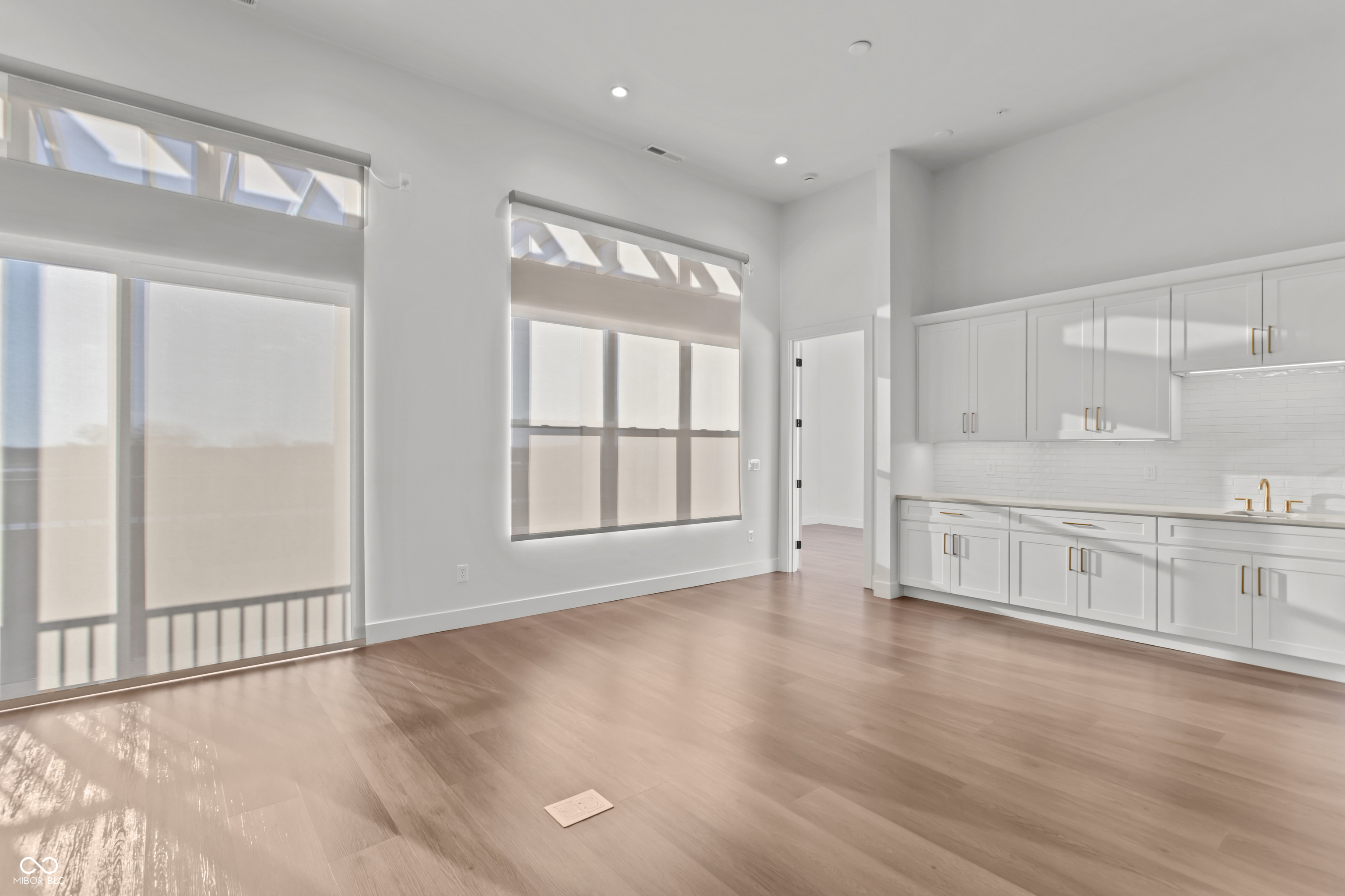 1155 S Rangeline Road, 504, Carmel, Indiana, 46032, United States, 2 Bedrooms Bedrooms, ,3 BathroomsBathrooms,Residential,For Sale,1155 S Rangeline Road , 504,1494561