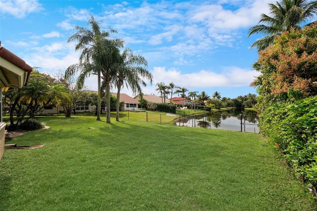 Davie, Florida, 33324, United States, 4 Bedrooms Bedrooms, ,3 BathroomsBathrooms,Residential,For Sale,1975060