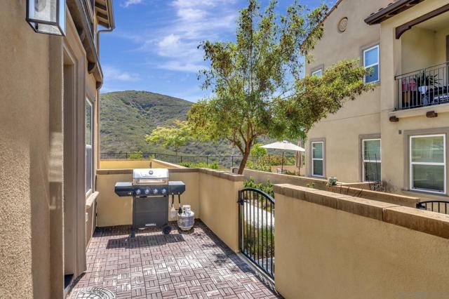 San Marcos, California, 92078, United States, 2 Bedrooms Bedrooms, ,2 BathroomsBathrooms,Residential,For Sale,1977580