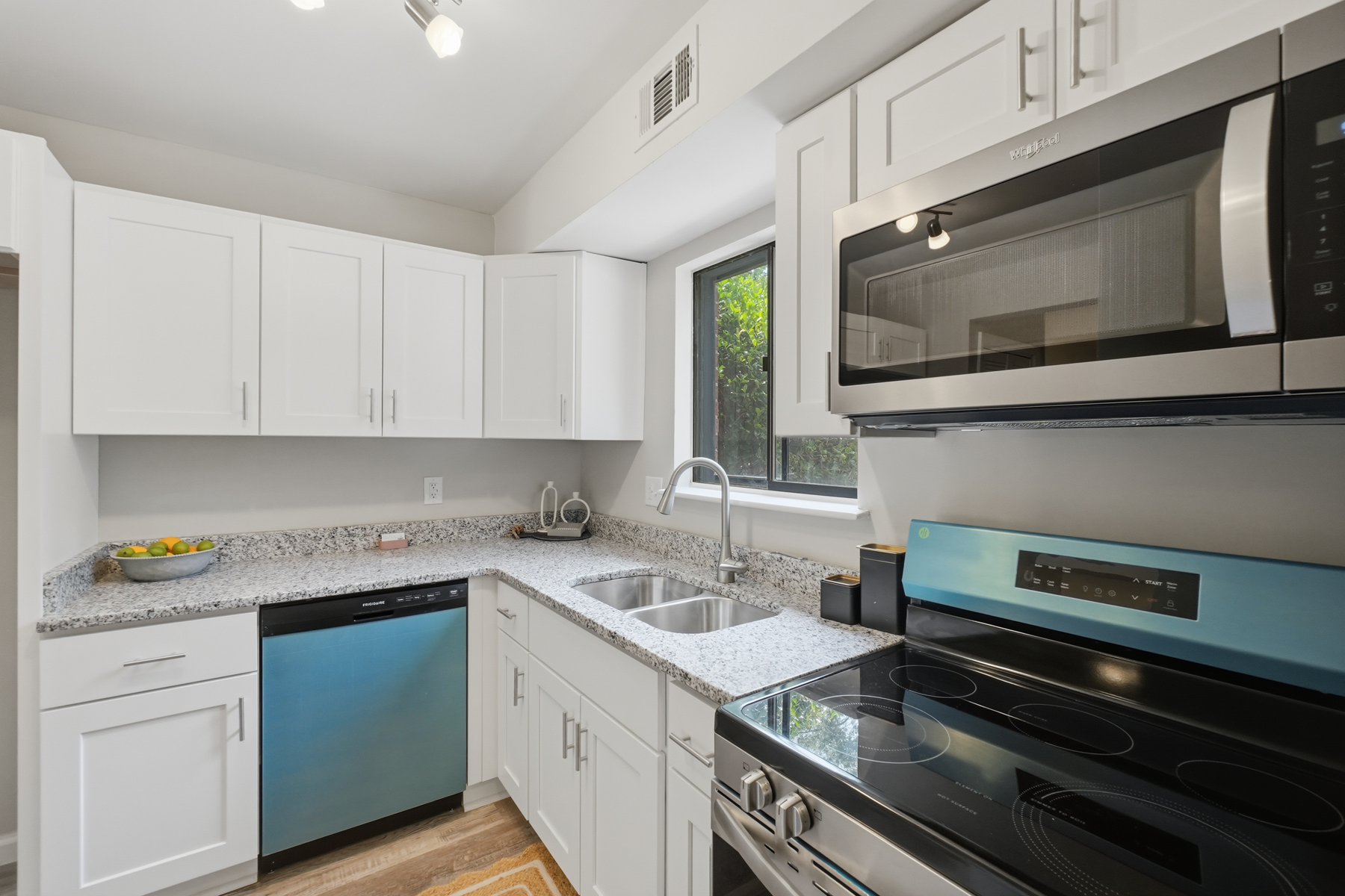  115 Windsor Pines Way, Newport News, VA 23608 - 物件實景