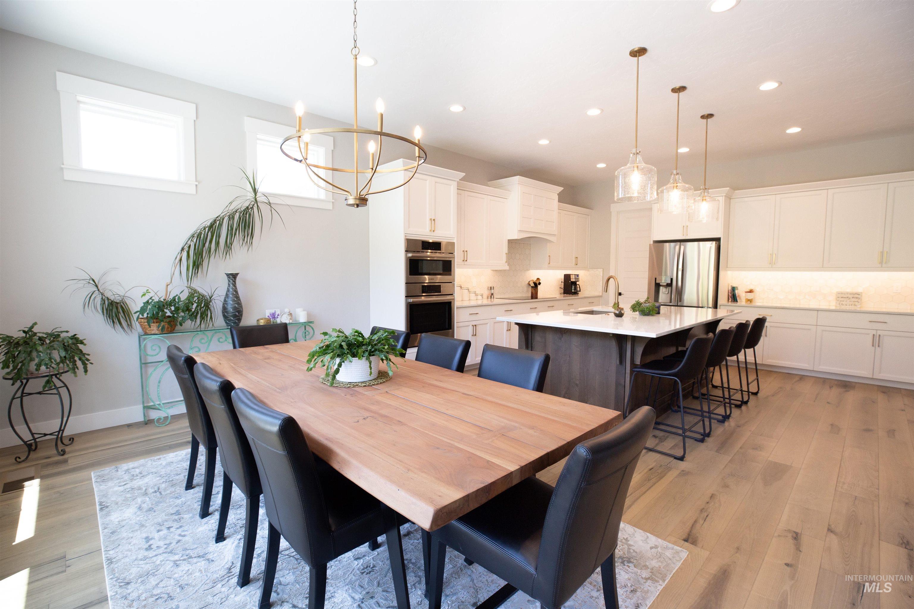 Meridian, Idaho, 83642, United States, 3 Bedrooms Bedrooms, ,3 BathroomsBathrooms,Residential,For Sale,1901356