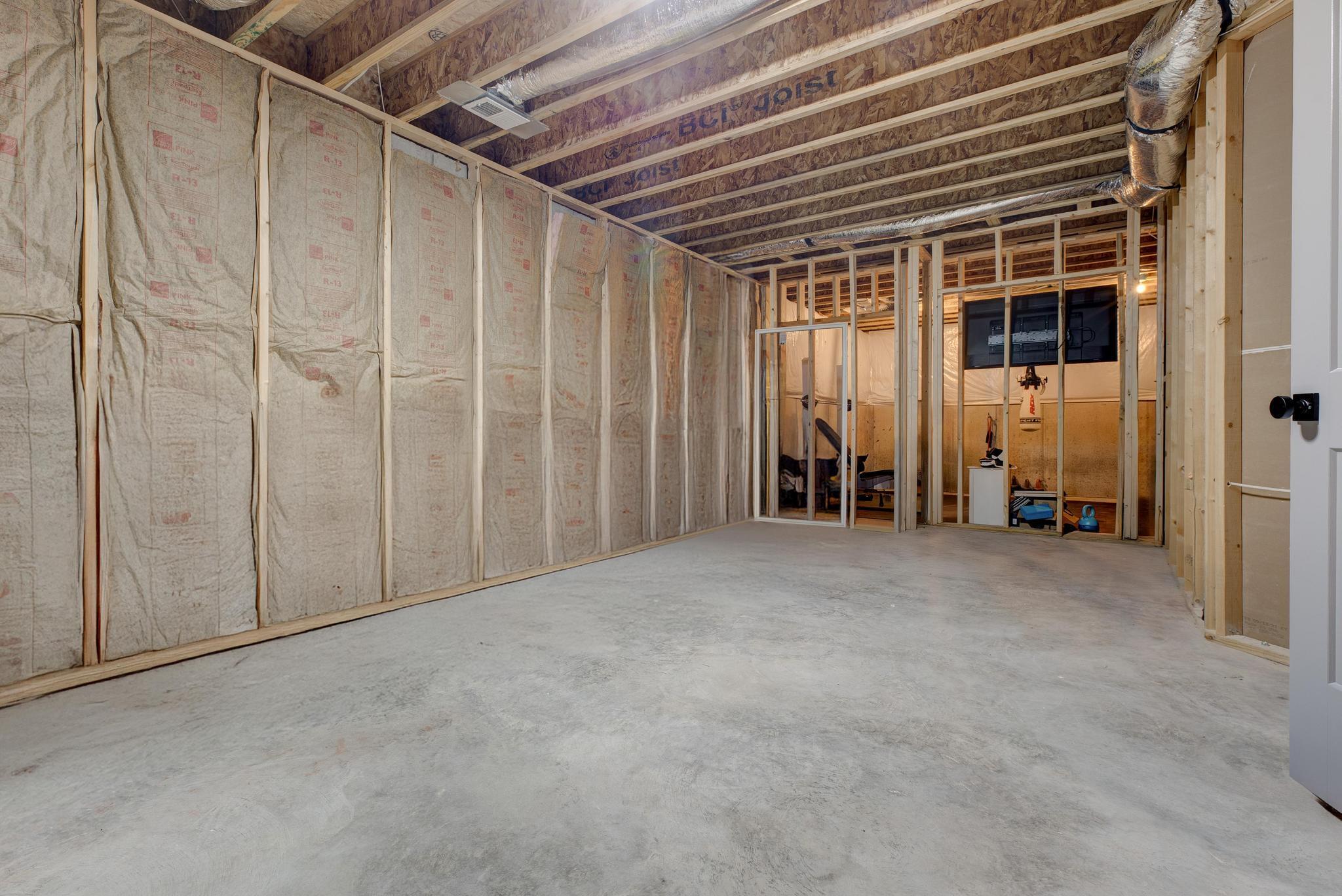 Richmond, Kentucky, 40475, United States, 4 Bedrooms Bedrooms, ,6 BathroomsBathrooms,Residential,For Sale,1971513