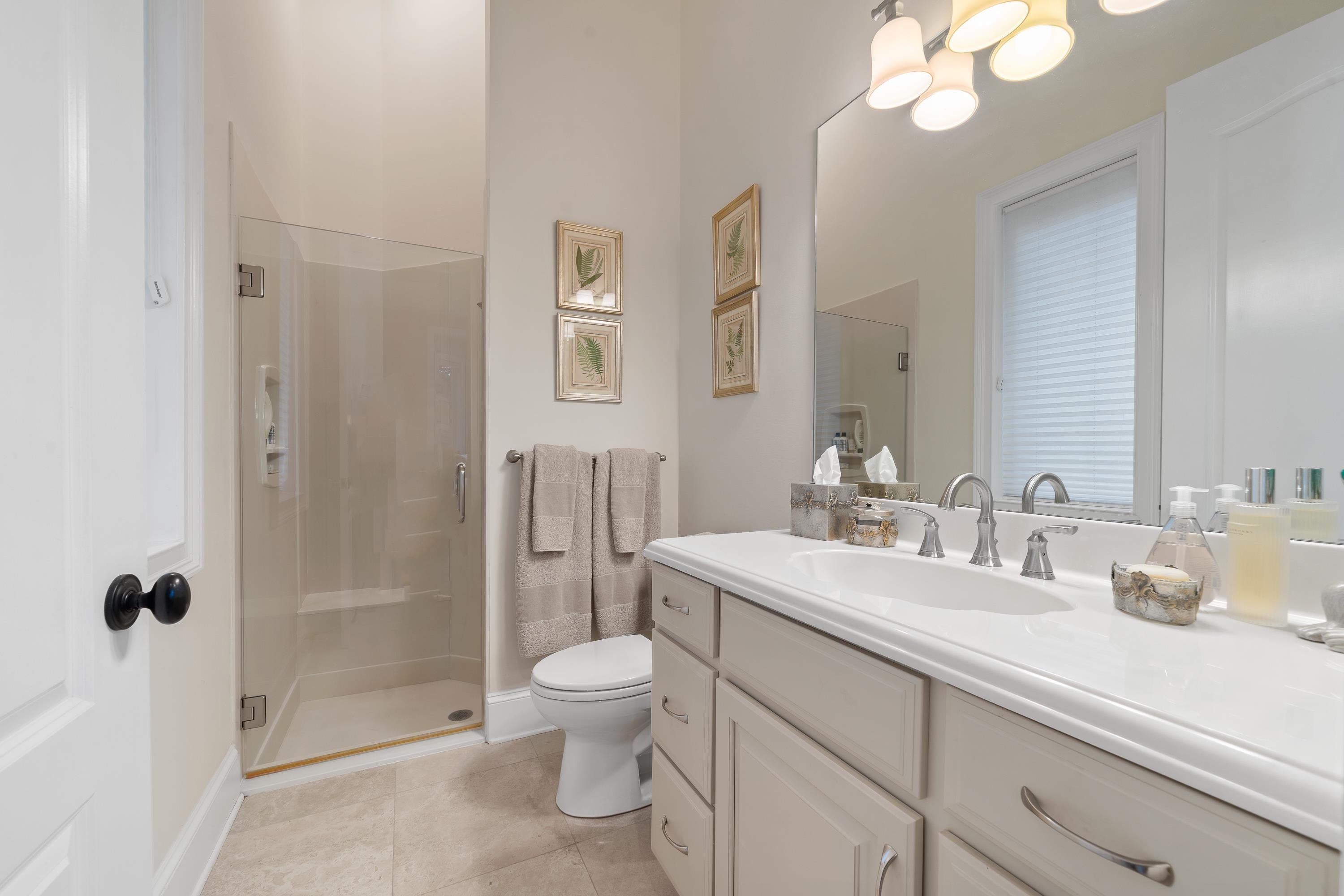Greensboro, Georgia, 30642, United States, 4 Bedrooms Bedrooms, ,5 BathroomsBathrooms,Residential,For Sale,1847272
