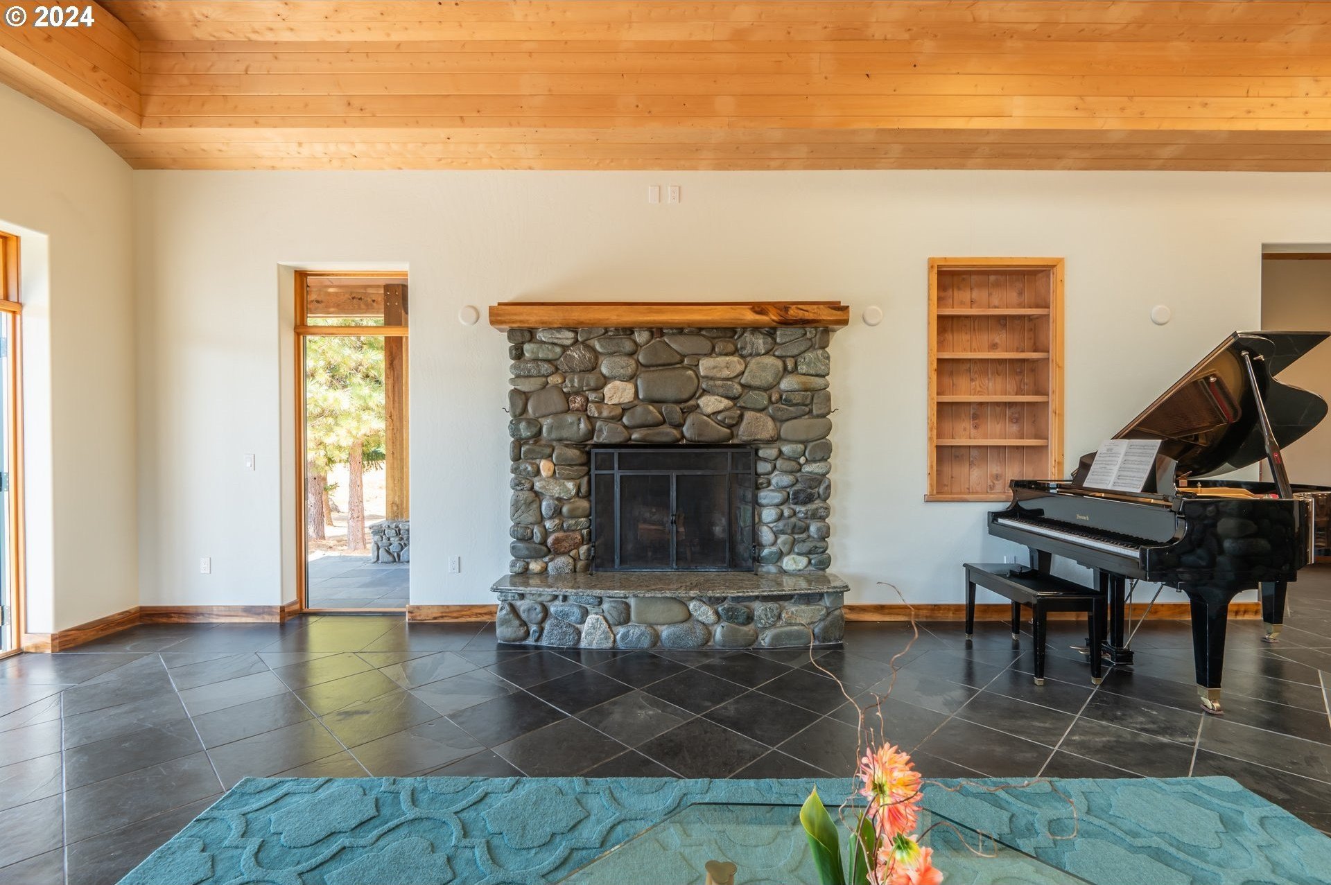 32940 Miller Ranch RD, Gold Beach, Oregon, 97444, United States, 11 Bedrooms Bedrooms, ,10 BathroomsBathrooms,Residential,For Sale,32940 Miller Ranch RD,1460657