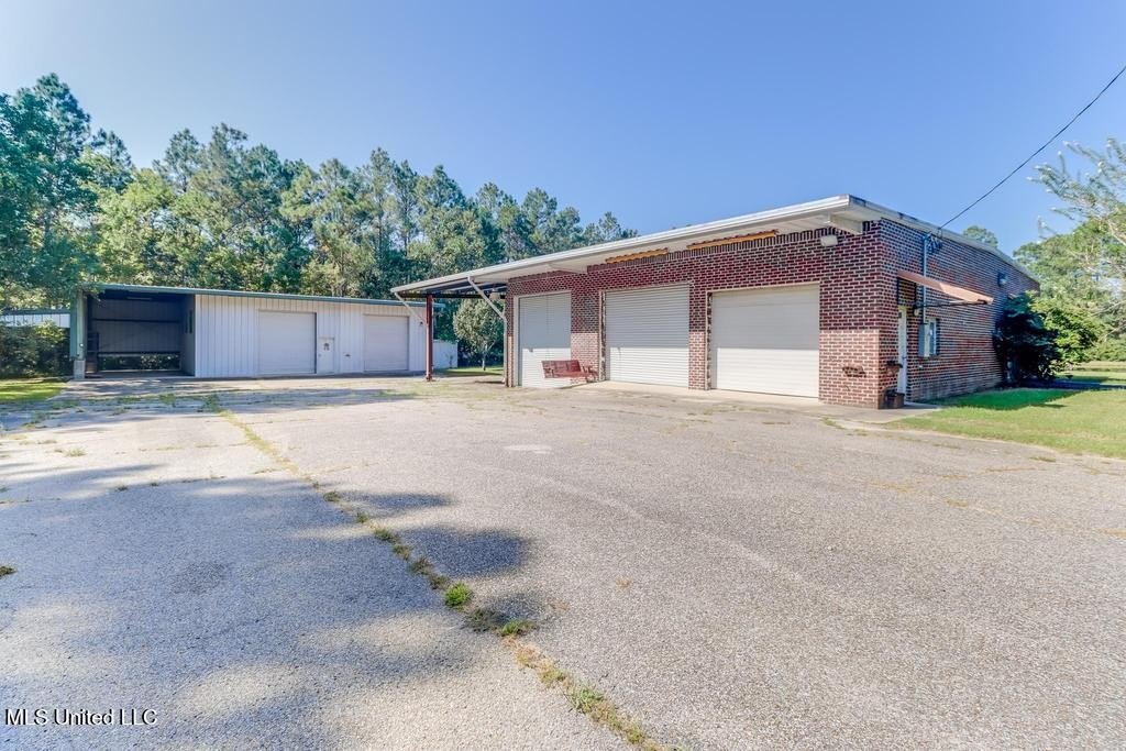 Vancleave, Mississippi, 39565, United States, 3 Bedrooms Bedrooms, ,3 BathroomsBathrooms,Residential,For Sale,1975033