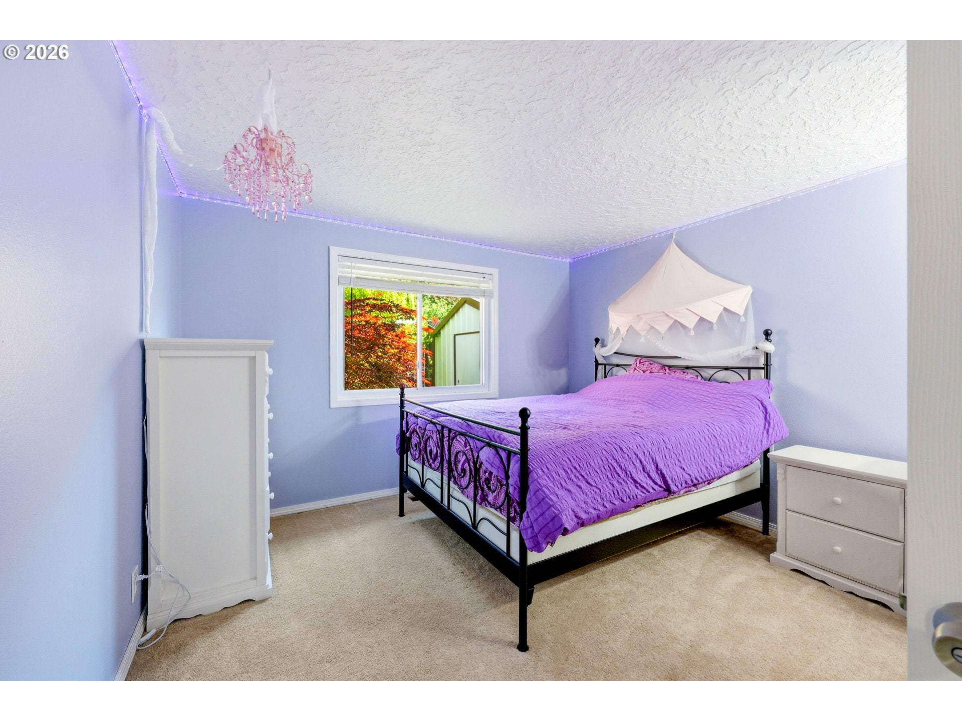 Beaverton, Oregon, 97006, United States, 3 Bedrooms Bedrooms, ,3 BathroomsBathrooms,Residential,For Sale,2043639