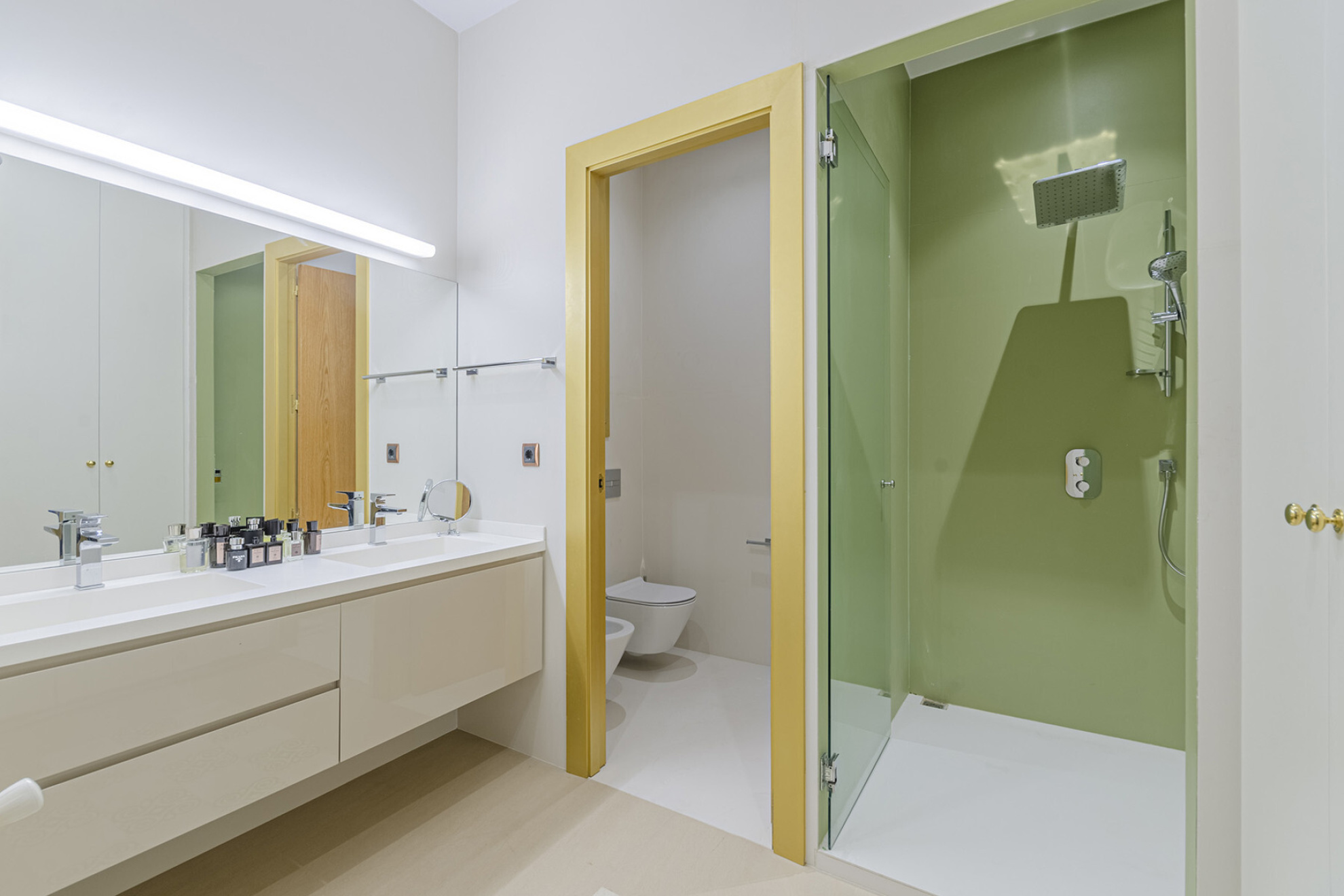  Renovated luxury house with terrace for sale in Eixample, Barcelona - 物件實景