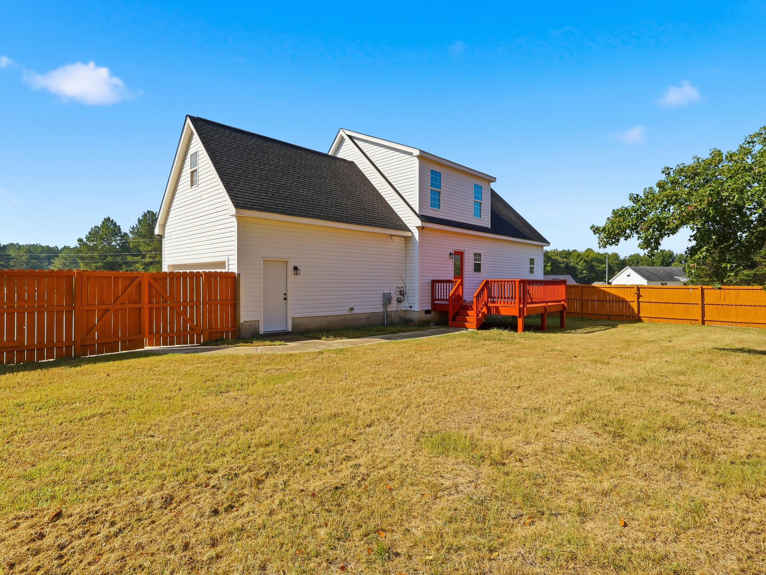  15 Davis Circle Drive, Zebulon, NC 27597 - 物件實景