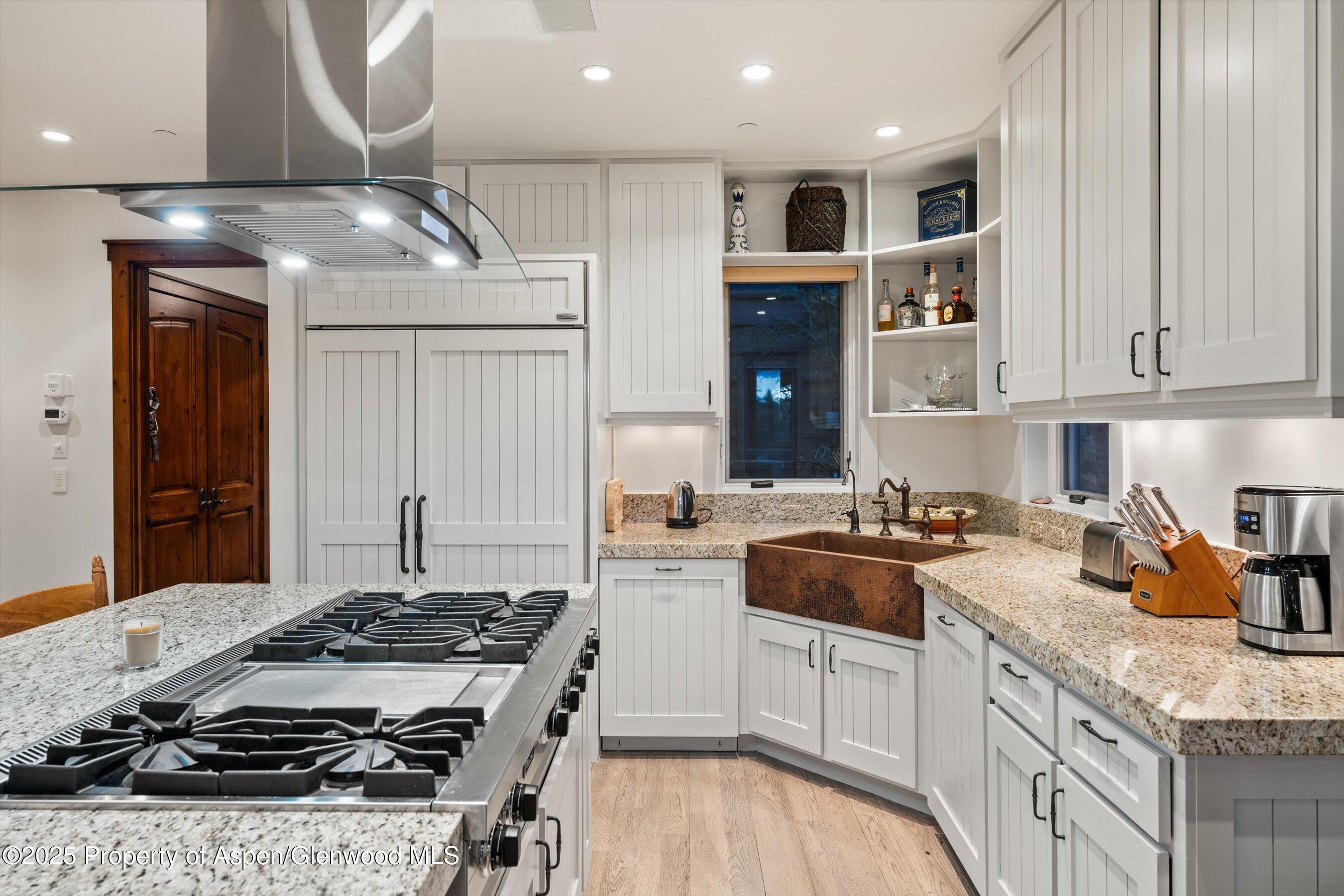 Aspen, Colorado, 81611, United States, 5 Bedrooms Bedrooms, ,6 BathroomsBathrooms,Residential,For Sale,1794286