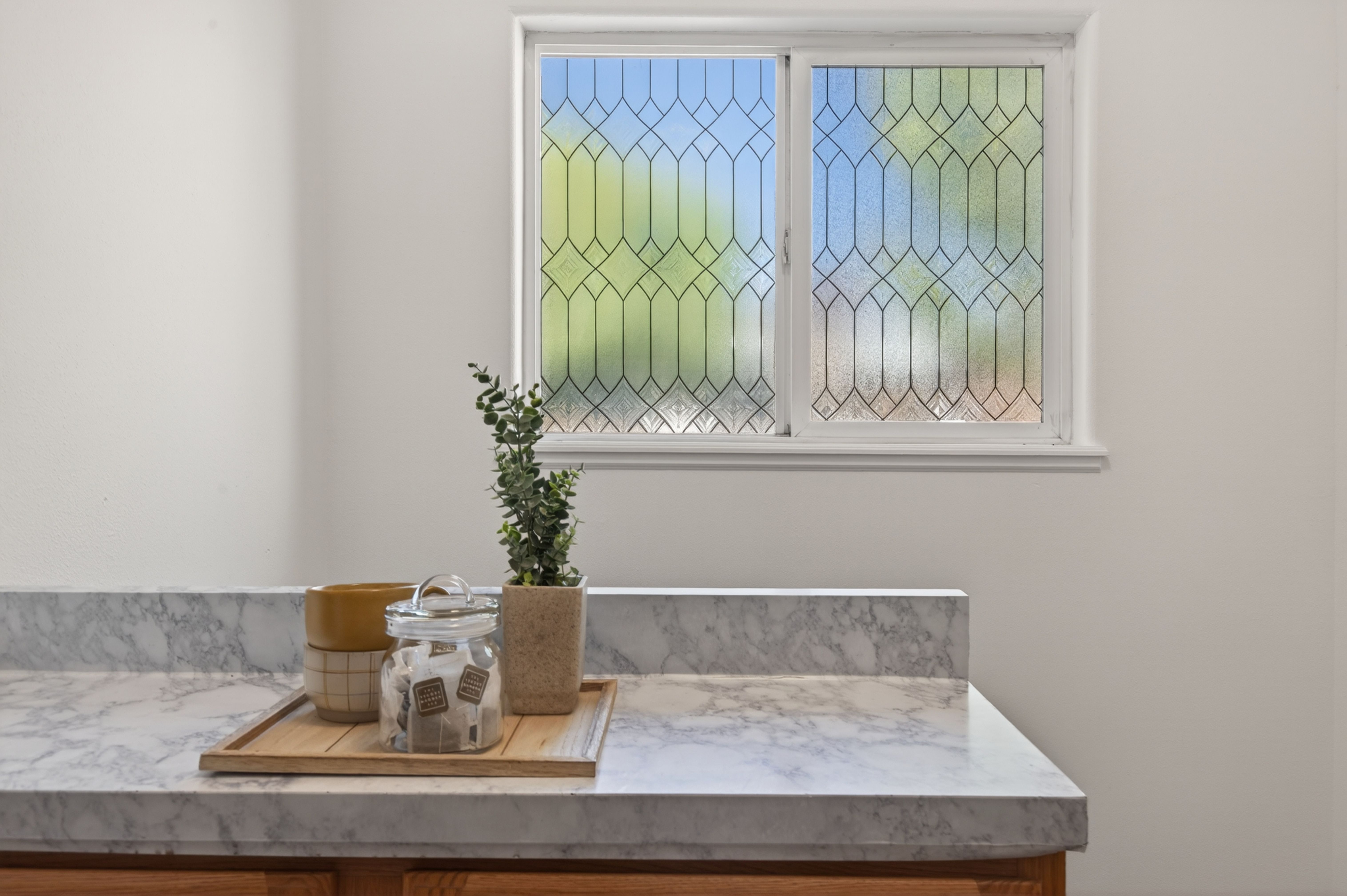  Charming Cole Bungalow – Fresh Updates, Green Kitchen & Private Deck - 物件實景