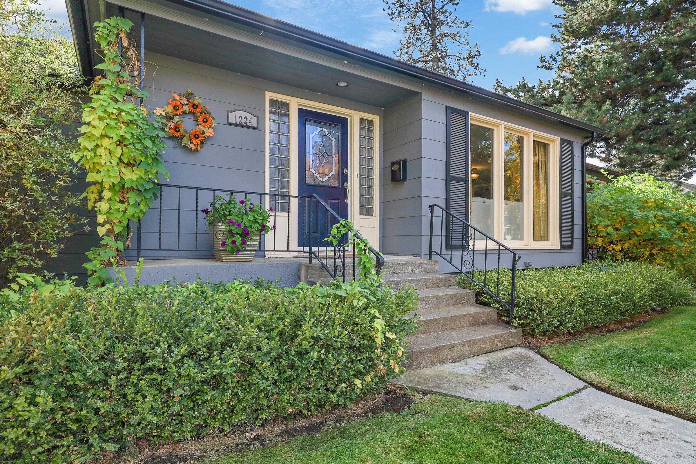 Spokane, Washington, 99203, United States, 4 Bedrooms Bedrooms, ,3 BathroomsBathrooms,Residential,For Sale,1827628