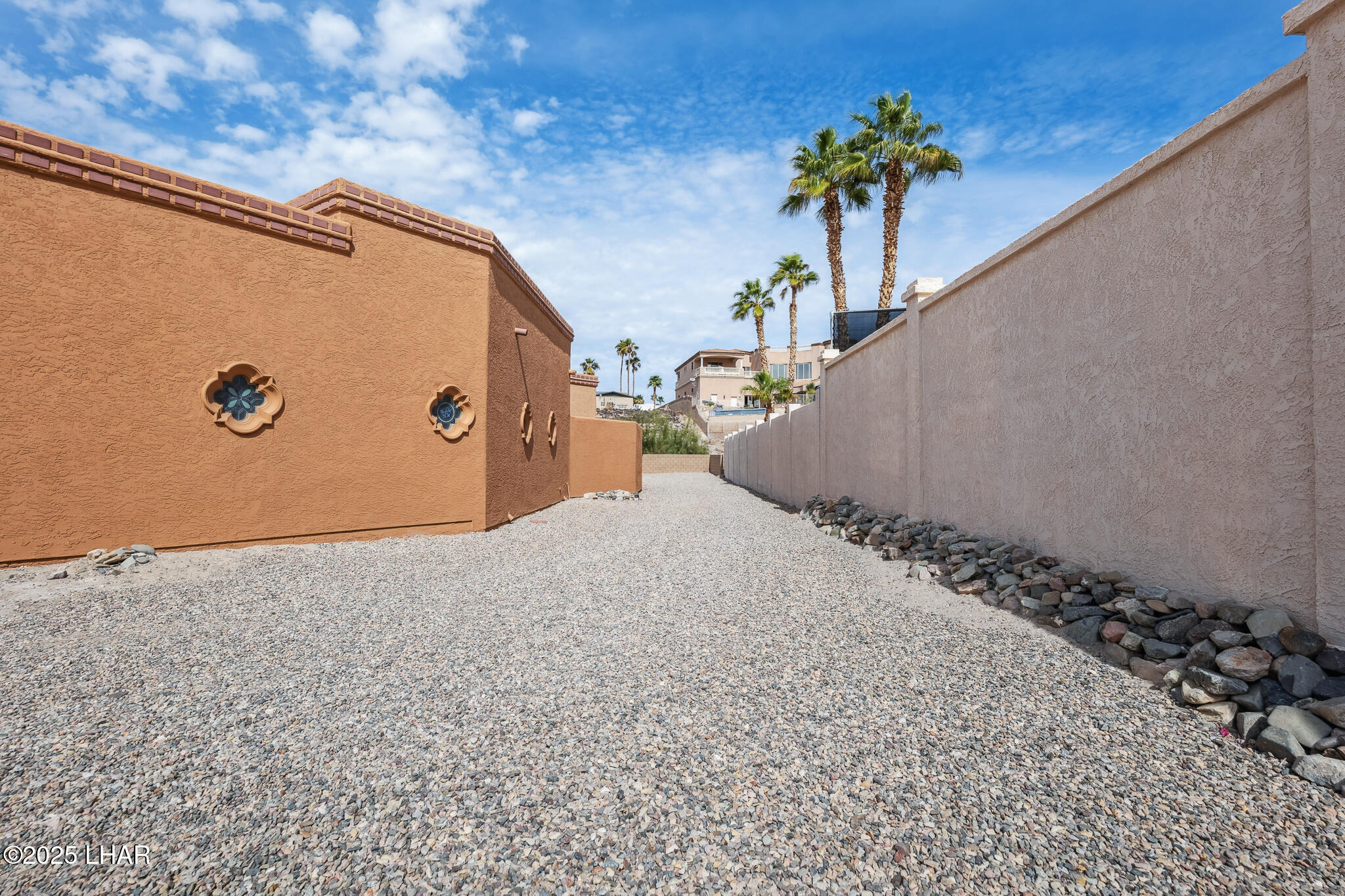 Lake Havasu City, Arizona, 86406, United States, 2 Bedrooms Bedrooms, ,2 BathroomsBathrooms,Residential,For Sale,1932583