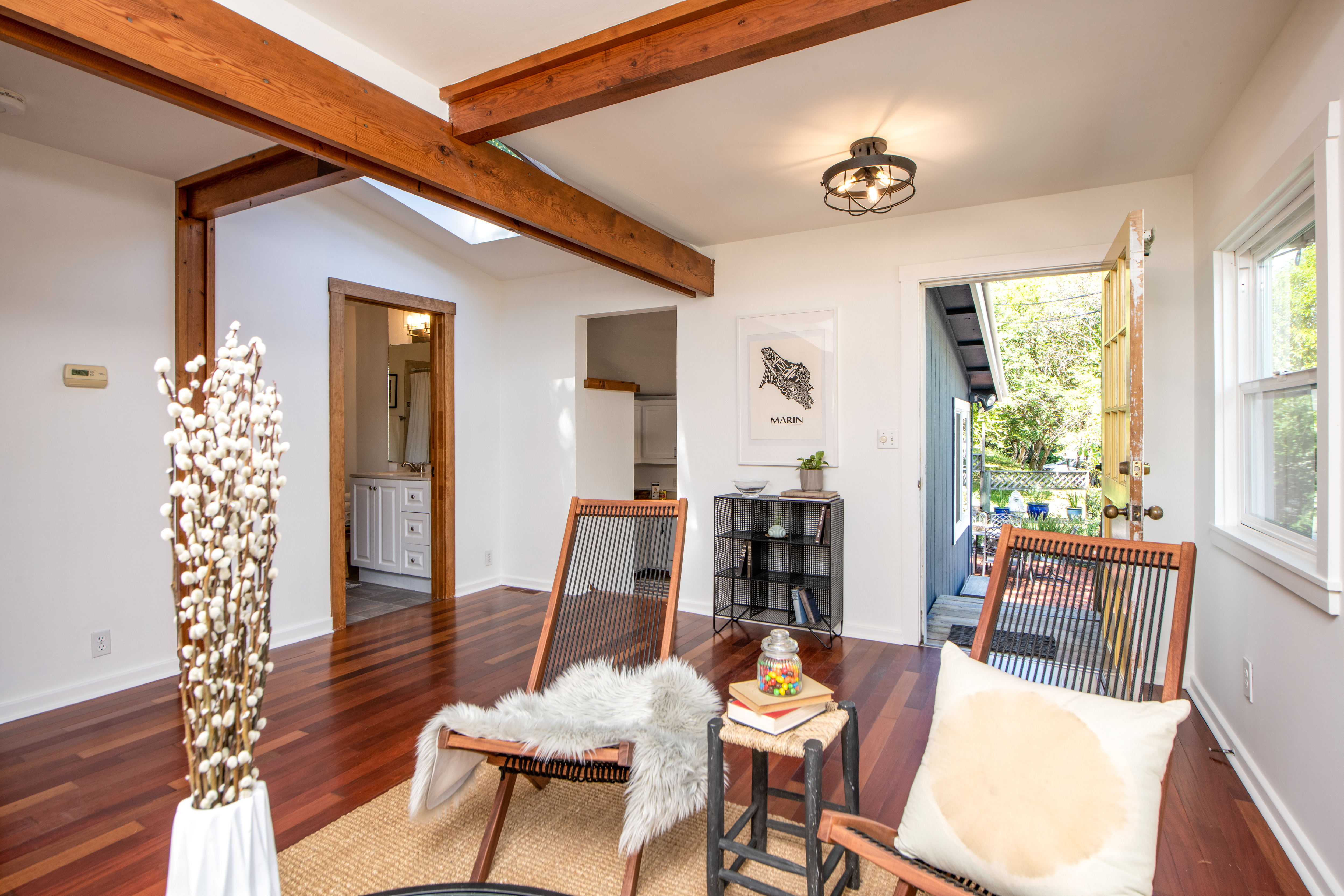  Charming Side-By-Side Duplex in West End - 物件實景