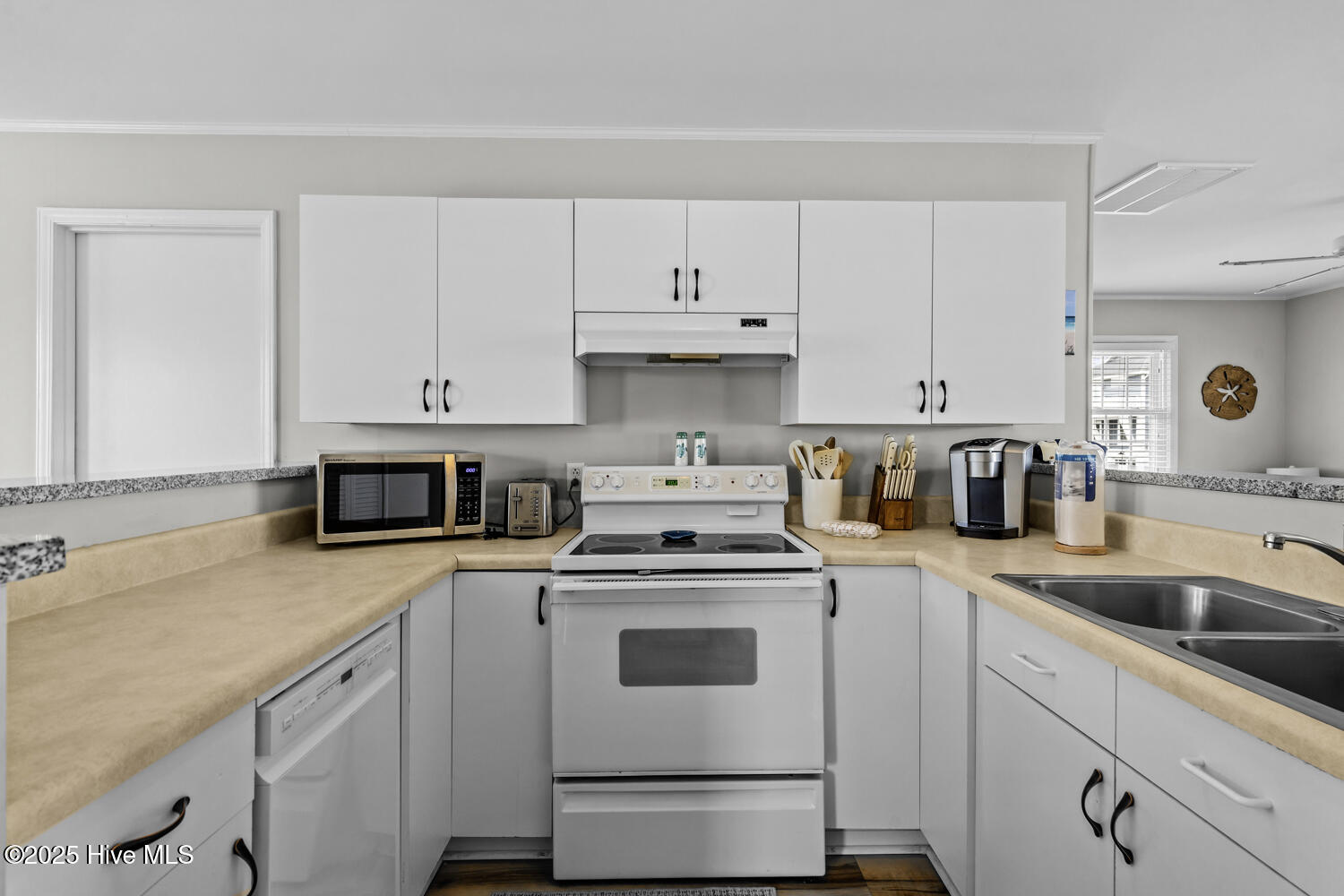 Topsail Beach, North Carolina, 28445, United States, 3 Bedrooms Bedrooms, ,2 BathroomsBathrooms,Residential,For Sale,1983458