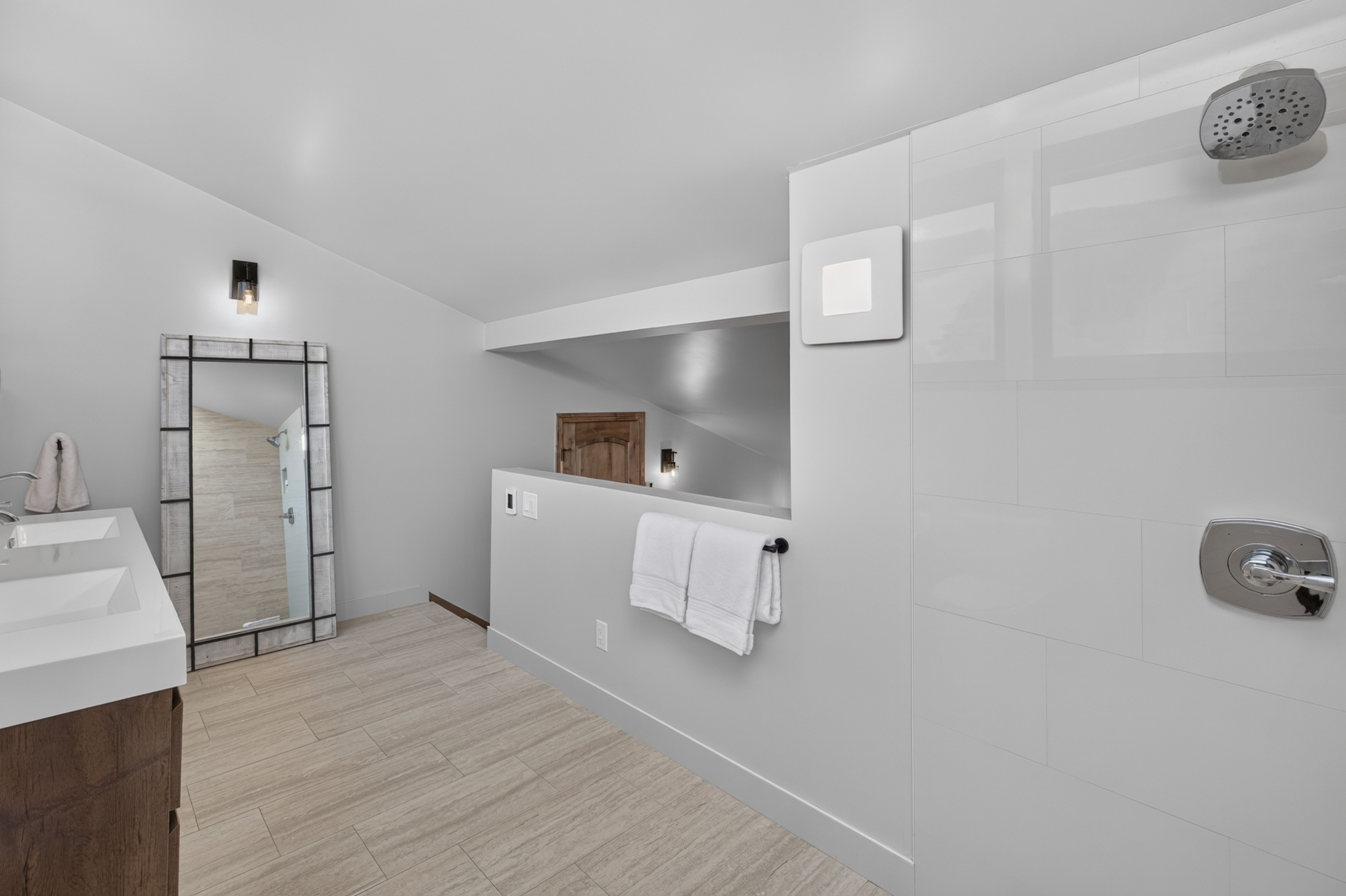  Exceptional Access to Vail