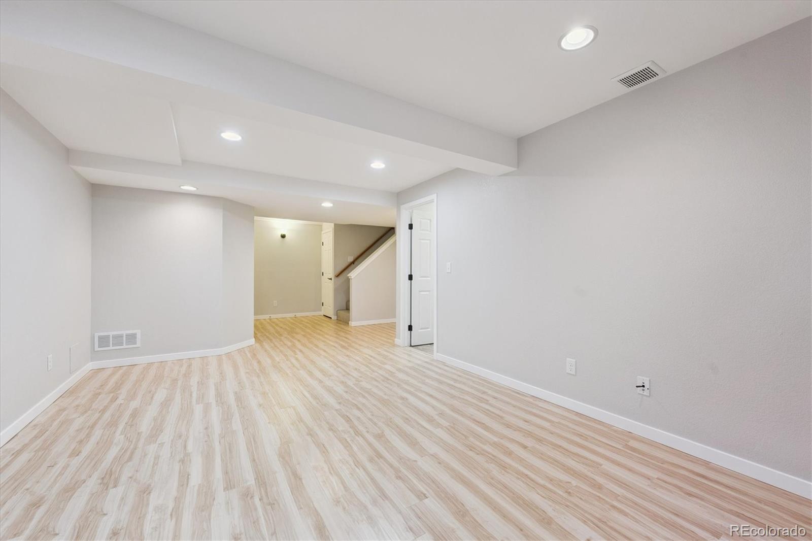 Broomfield, Colorado, 80023, United States, 3 Bedrooms Bedrooms, ,3 BathroomsBathrooms,Residential,For Sale,1939215