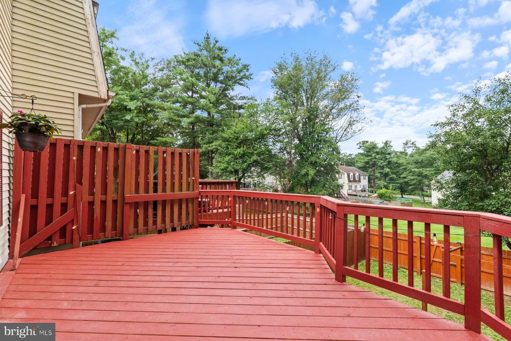 Rockville, Maryland, 20852, United States, 4 Bedrooms Bedrooms, ,4 BathroomsBathrooms,Residential,For Sale,1916260