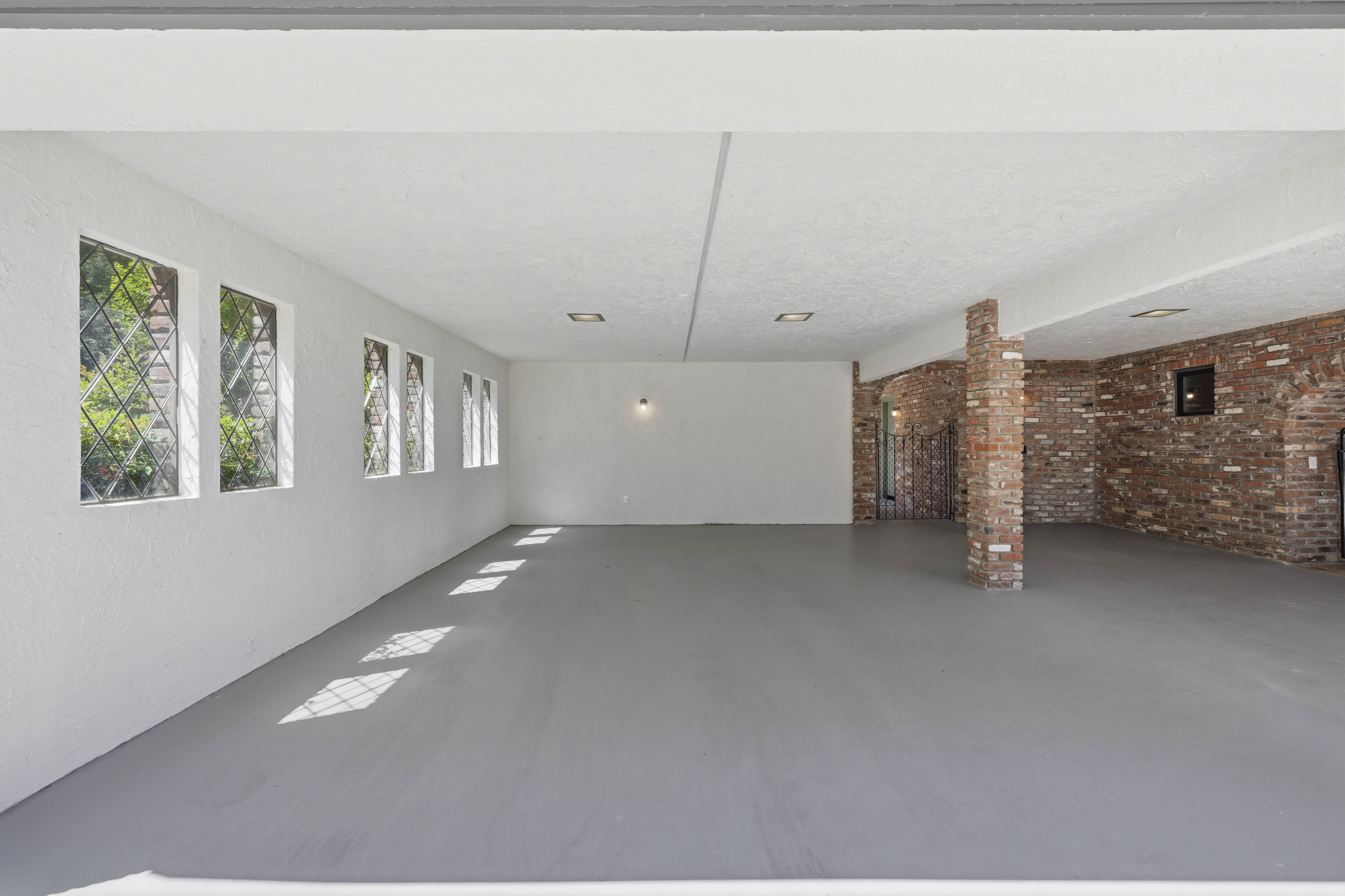  9815 Mira Del Rio Drive, Sacramento, CA 95827 - 物件實景
