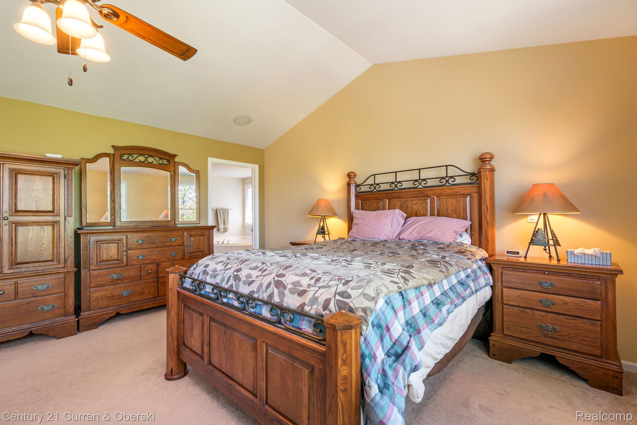 Northville, Michigan, 48168, United States, 5 Bedrooms Bedrooms, ,6 BathroomsBathrooms,Residential,For Sale,2048857