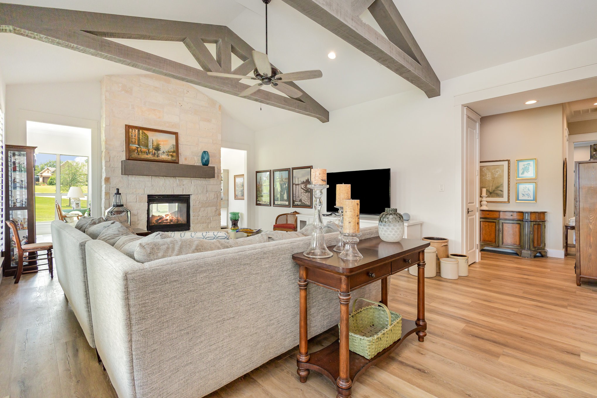 Cross Roads, Texas, 76227, United States, 4 Bedrooms Bedrooms, ,3 BathroomsBathrooms,Residential,For Sale,1865496