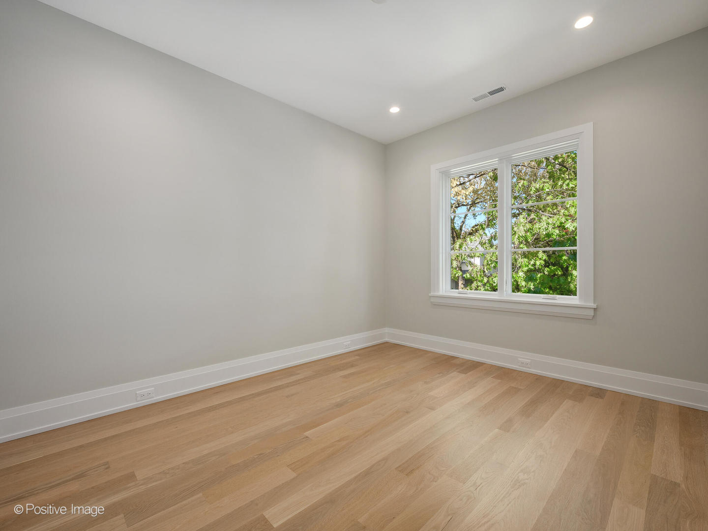 Wilmette, Illinois, 60091, United States, 5 Bedrooms Bedrooms, ,6 BathroomsBathrooms,Residential,For Sale,1987581