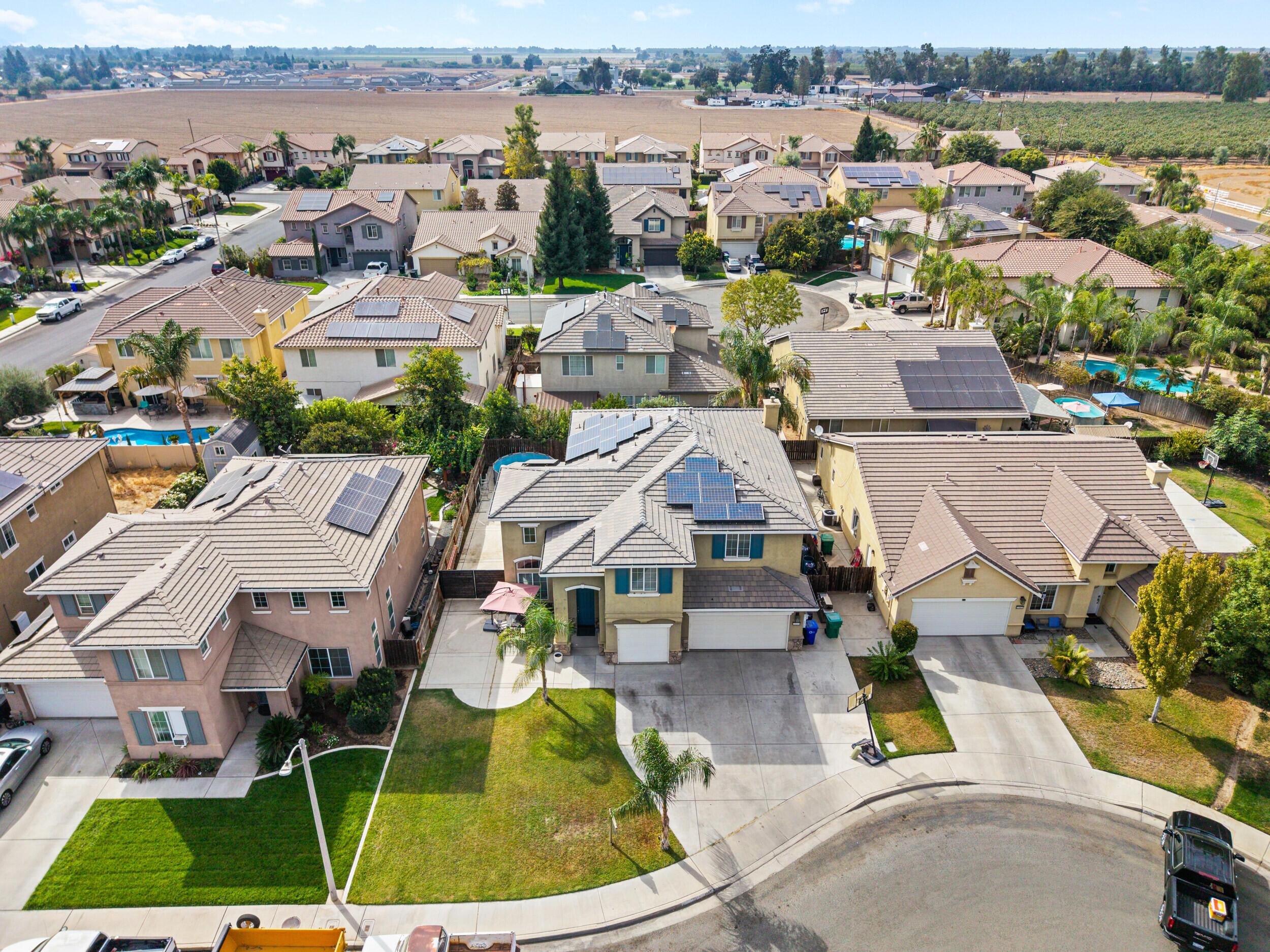 Porterville, California, 93257, United States, 5 Bedrooms Bedrooms, ,3 BathroomsBathrooms,Residential,For Sale,1983306