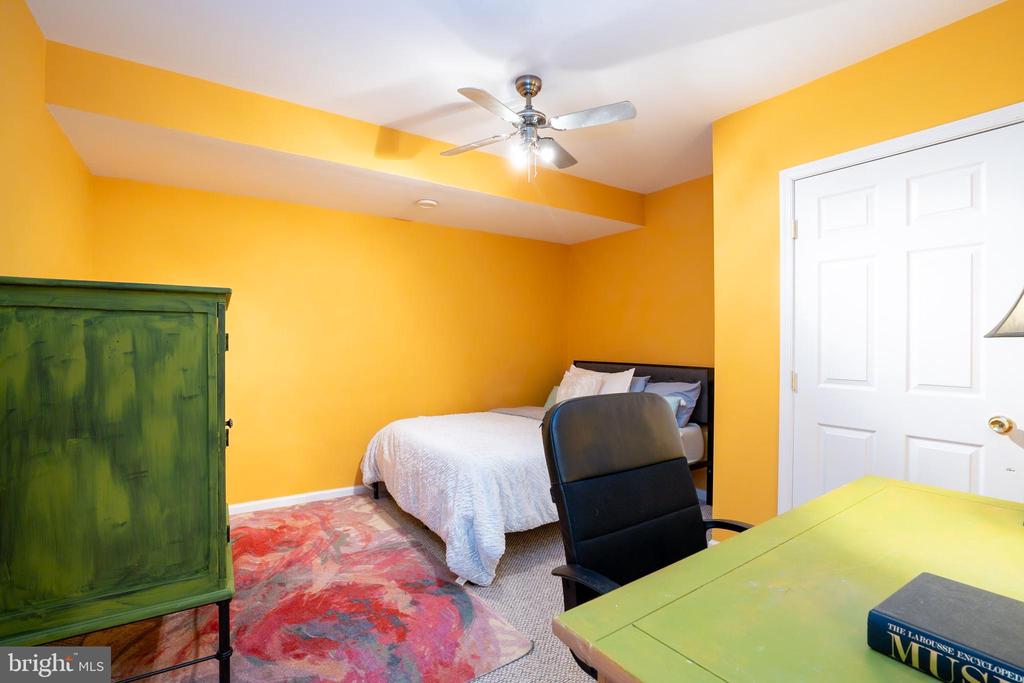 Monroe Township, New Jersey, 08831, United States, 5 Bedrooms Bedrooms, ,4 BathroomsBathrooms,Residential,For Sale,1895133