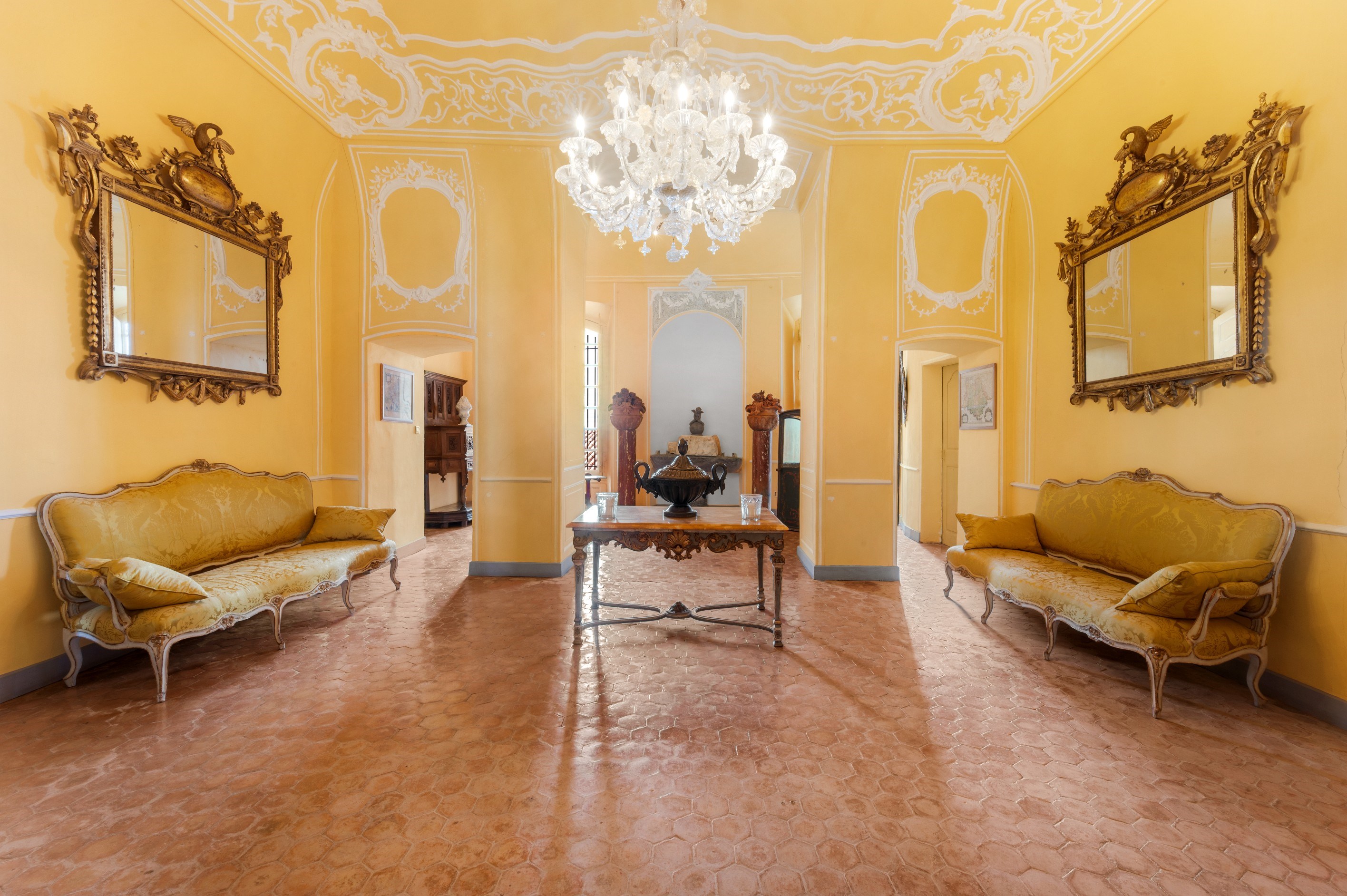  Exceptional Château in Provence – Elegance, History & Refinement - 物件實景