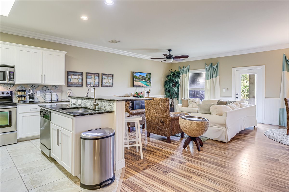 Port Aransas, Texas, 78373, United States, 3 Bedrooms Bedrooms, ,3 BathroomsBathrooms,Residential,For Sale,1984439